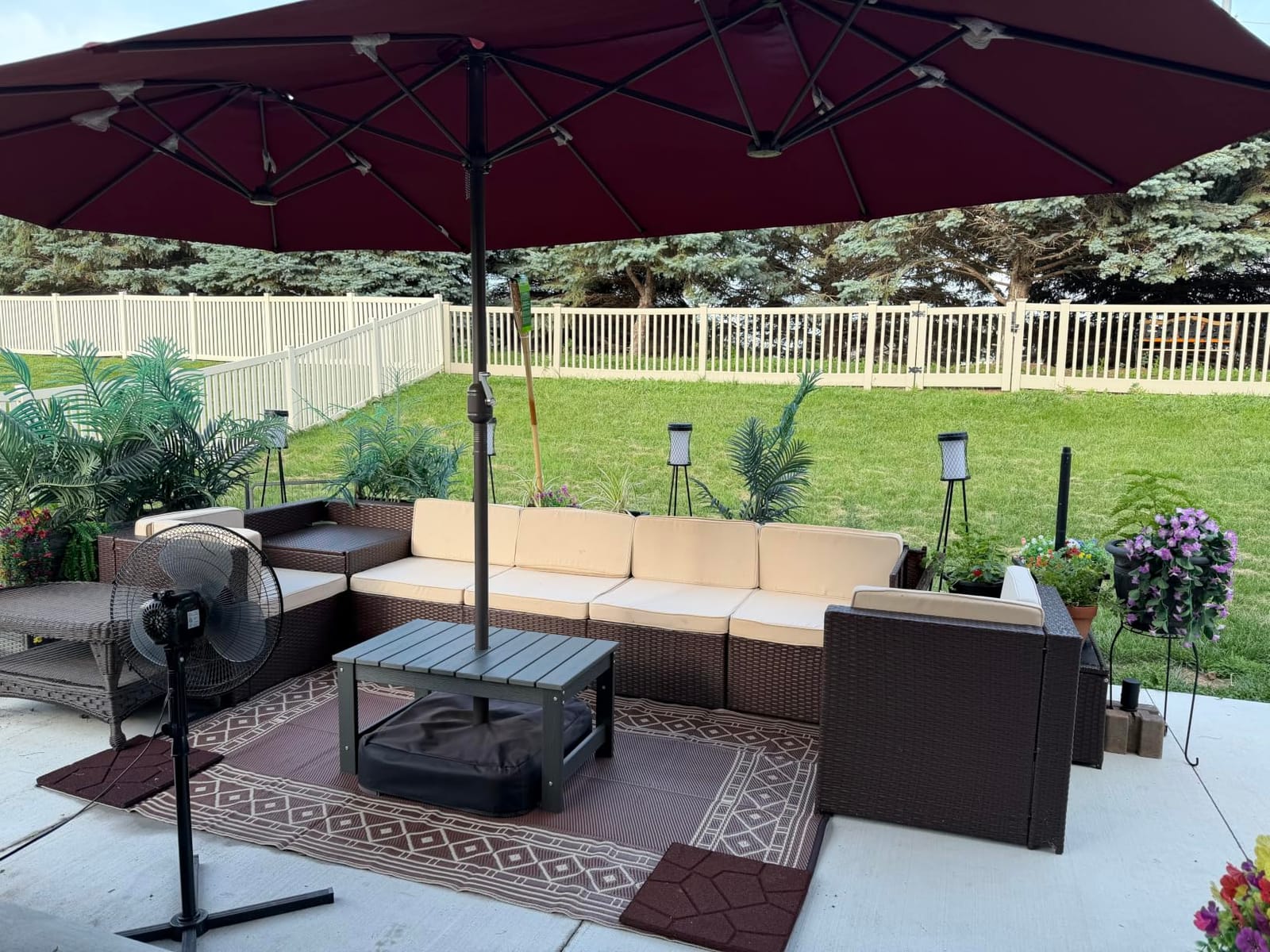 SERWALL HDPE Outdoor Coffee Table with Umbrella Hole, Black customer photo 1
