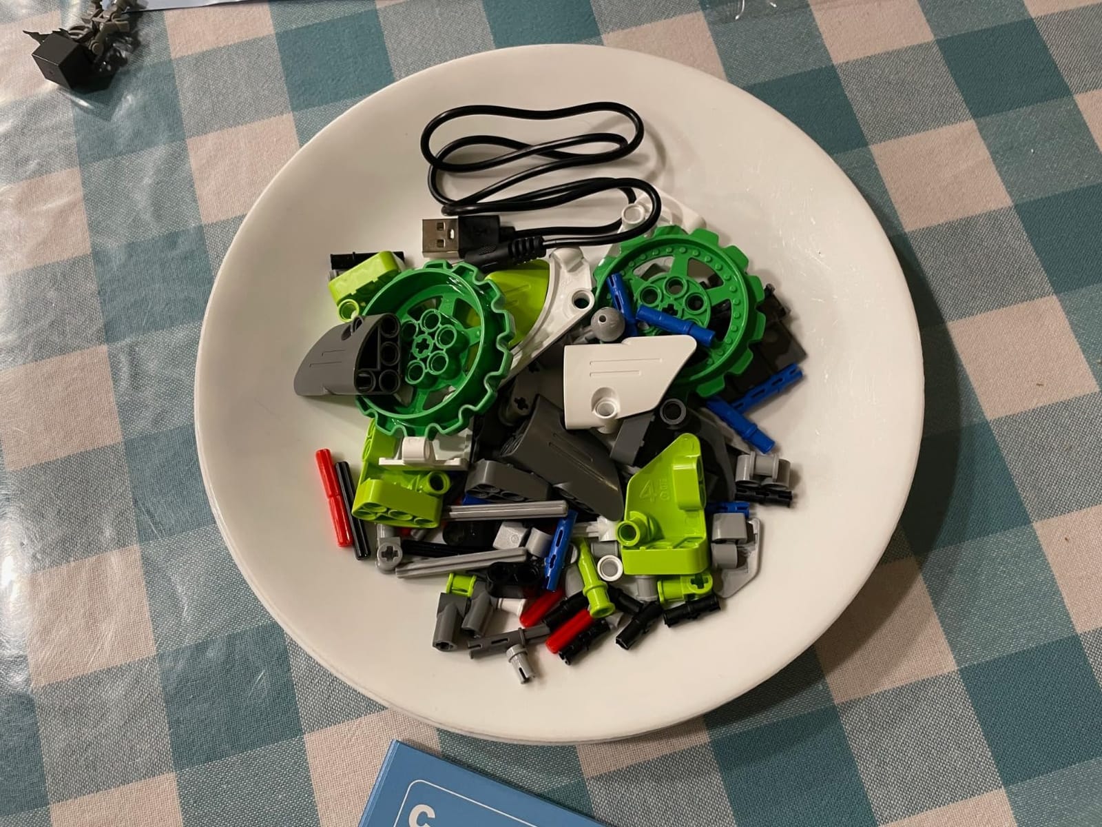 Opmind 5-in-1 STEM RC Robot Building kit, 478Pcs App Coding, Boys Age 6-12 customer photo 2