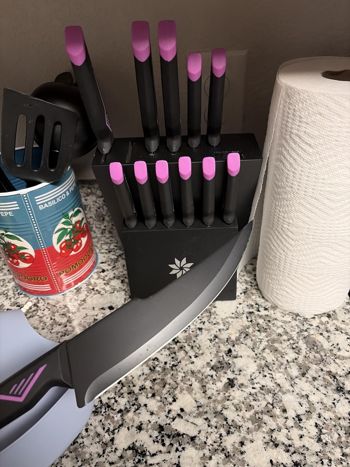 ASETY Knife Set, 15 PCS Kitchen Knife Set with Built-in Sharpener Block | Razor Sharp, Dishwasher Safe knives, Stainless Steel Knife Block Set, Ergonomic Non-Slip Handle, Elegant Box for Men Women customer photo 2