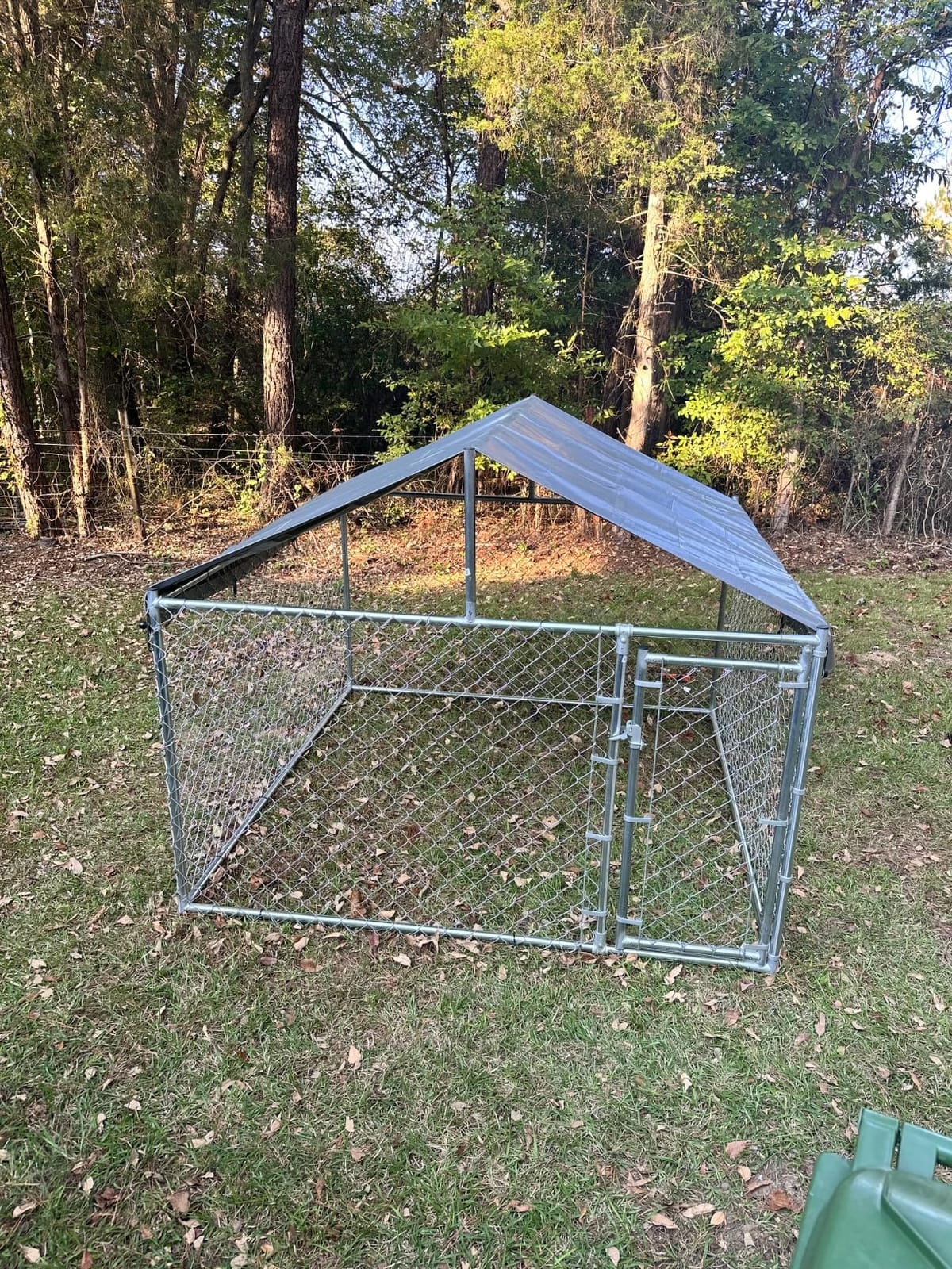 10 x 10 x 6.56 ft Outside Dog Kennel Outdoor Large with Roof, Enclosure with Roof, Outdoor Heavy Duty Dog Run Pens House Pet Playpen with Galvanized Chain Link customer photo 2