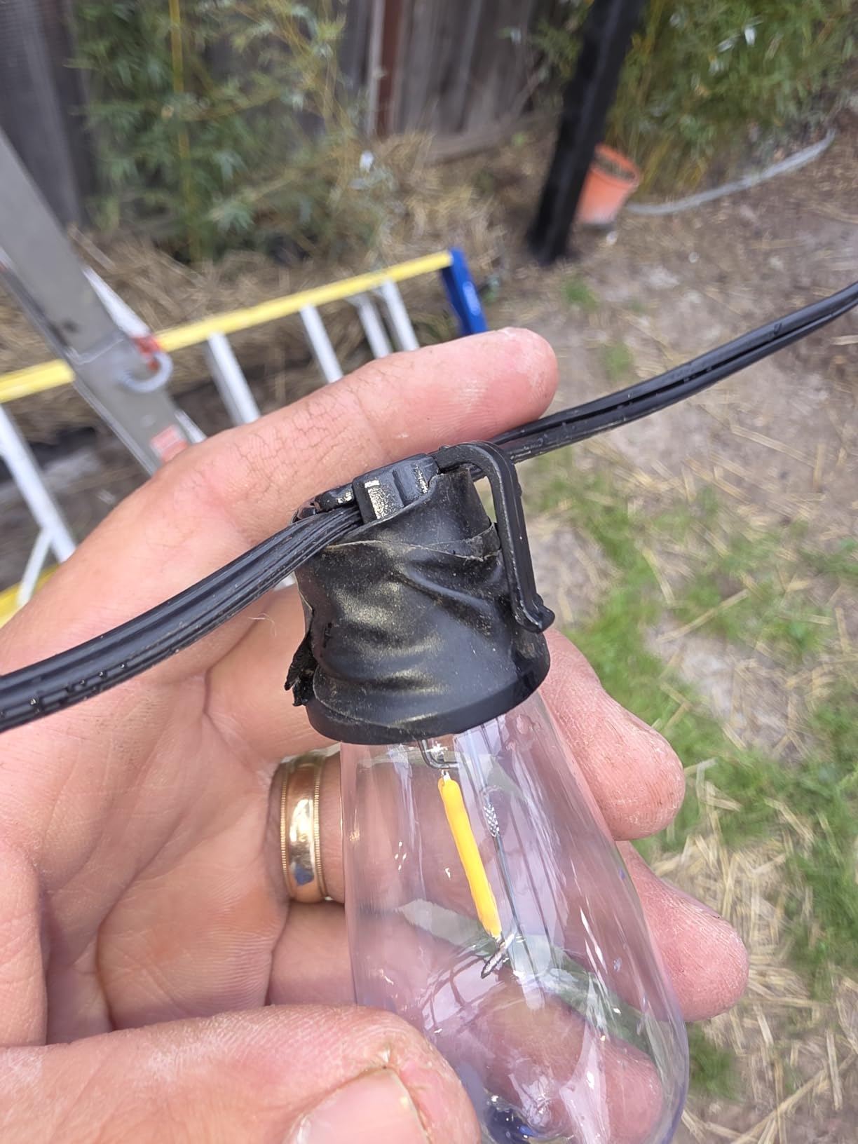 addlon 102FT(96+6) Solar String Lights Outdoor with Remote, Last 30+ Hrs customer photo 1