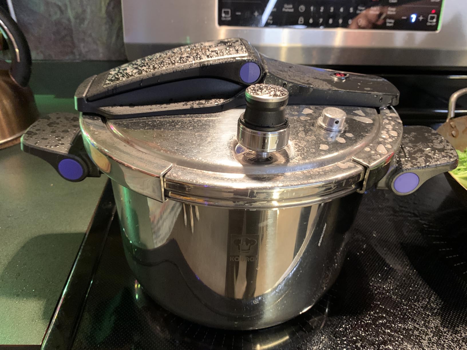 KOBACH 8QT Stainless Steel Pressure Cooker, Olla de presion, Cooking Pressure Cooker, Compatible with Induction and Gas Stovetops, Dishwasher Safe, One-Hand Opening Design customer photo 2