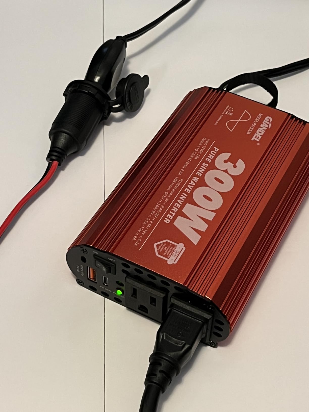 GIANDEL 2000 Watt Pure Sine Wave Power Inverter 12V DC to 120V AC,4100W Max,GFCI Outlets,USB-C36W,Dual Remote,for RVs,Campers,Off Grid Solar Setup customer photo 1