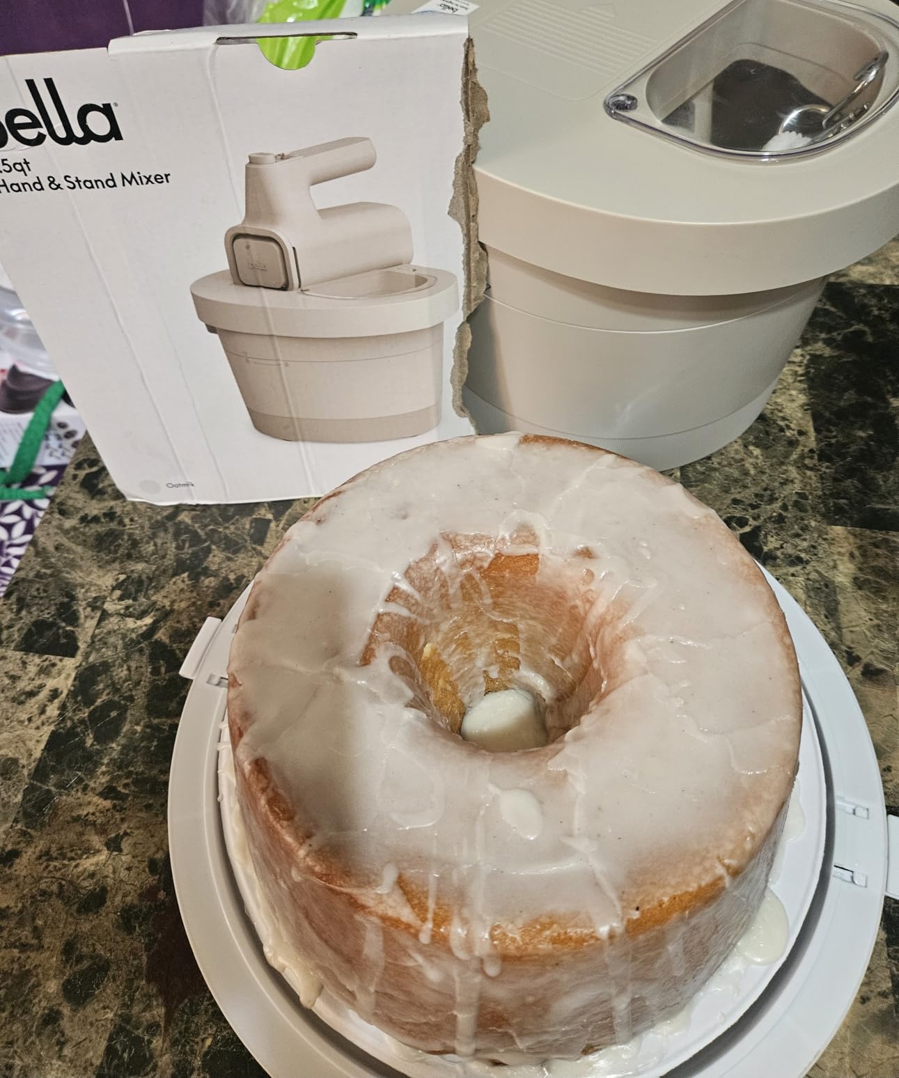 bella 3.5 Qt Hand & Stand Mixer, 2 in 1 Electric Mixer with Bowl, Oatmilk customer photo 1