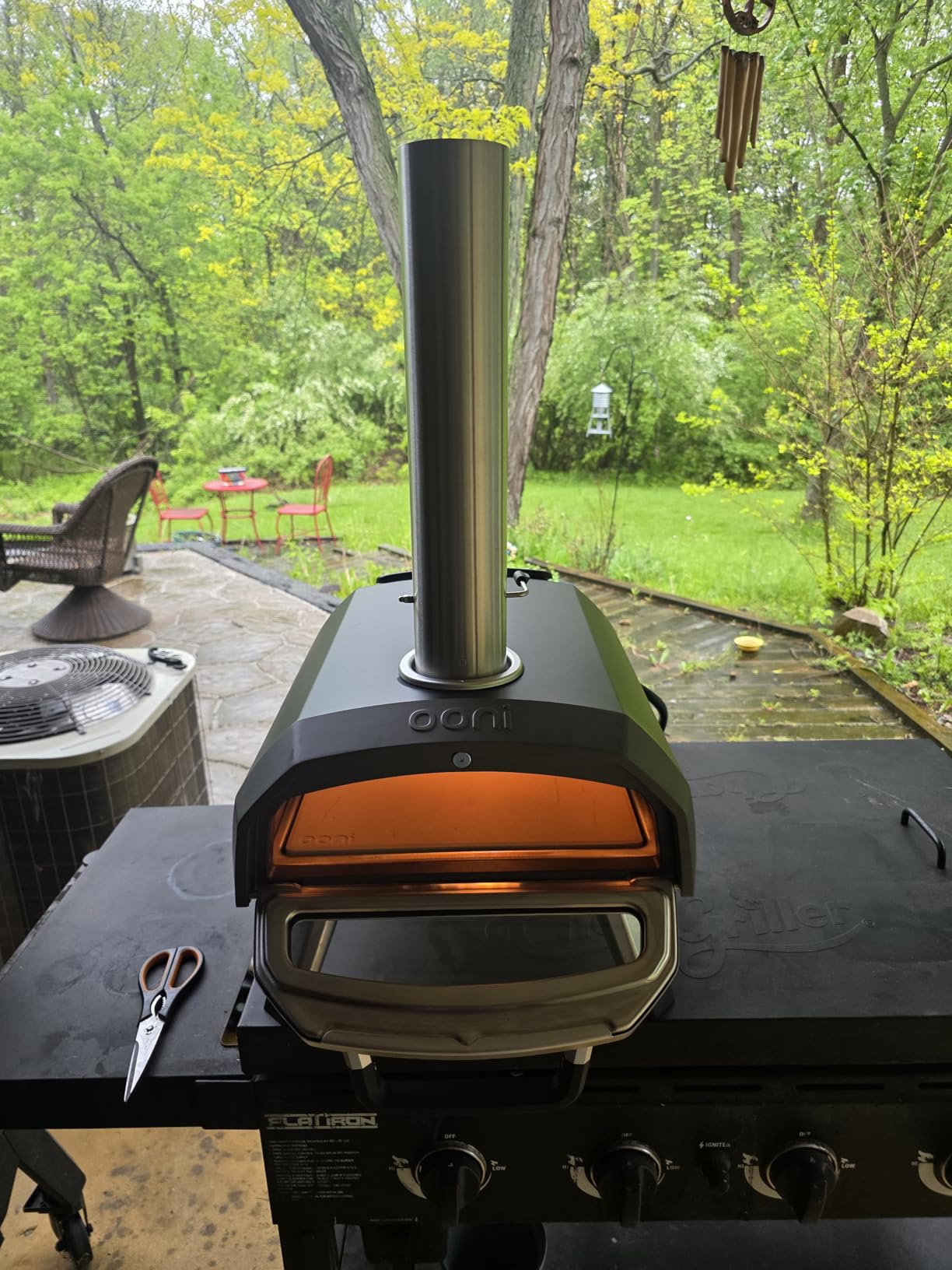 Ooni Karu 2 Multi-Fuel Outdoor Pizza Oven - Wood and Gas Outdoor Pizza Oven with Pizza Stone & Intergrated Thermometer, Pizza Oven Outdoor, Dual Fuel 12 Inch Pizza Maker, Outdoor Cooking Grill customer photo 1