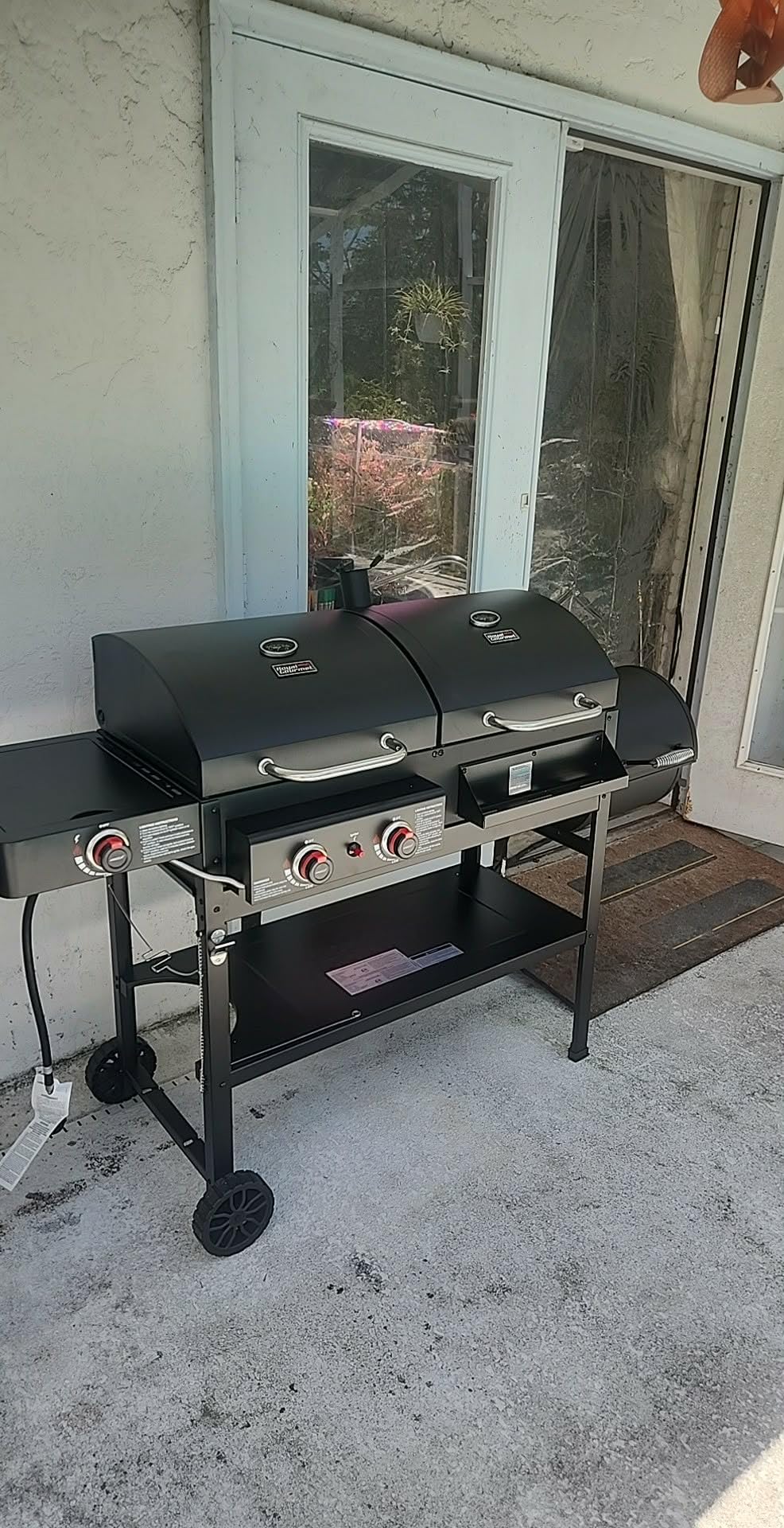 ZH3005Y 2-Burner Gas and Charcoal Grill Combo Black customer photo 2
