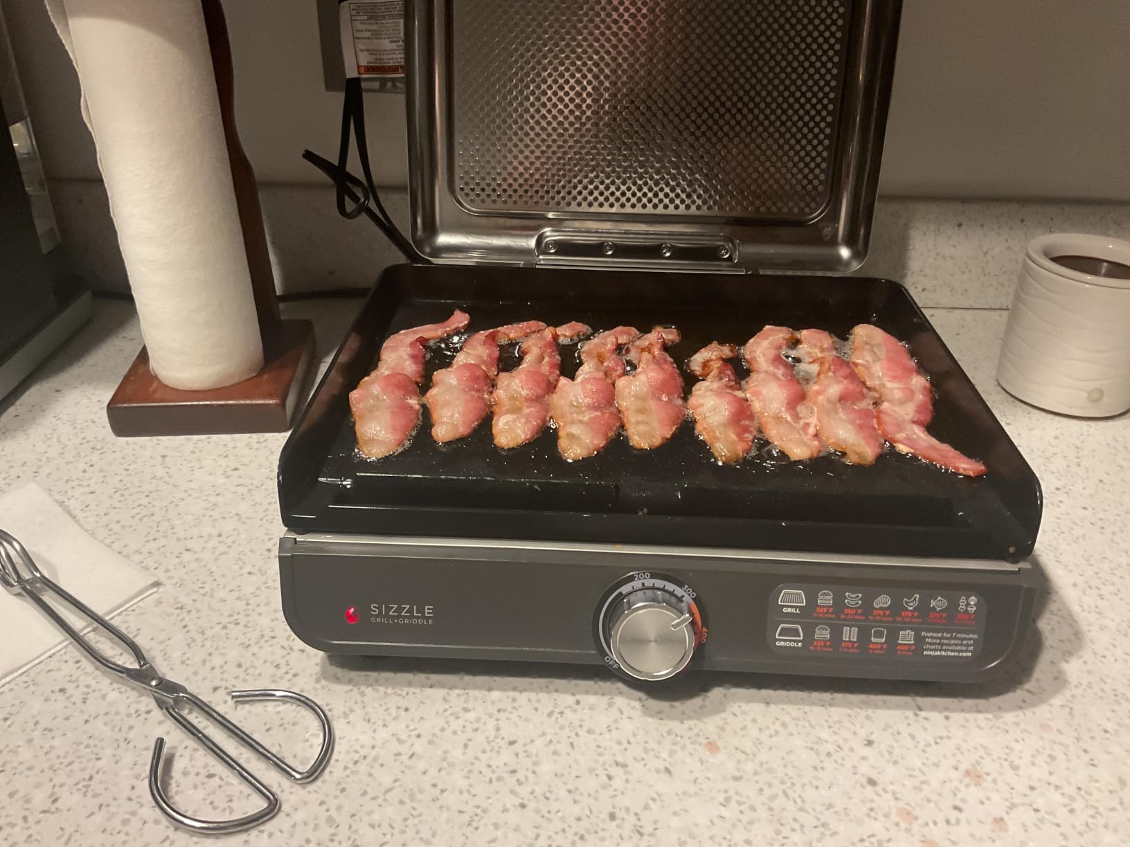 Ninja Sizzle Pro XL 20'' Indoor Griddle & Grill, Silver, GX101 customer photo 2
