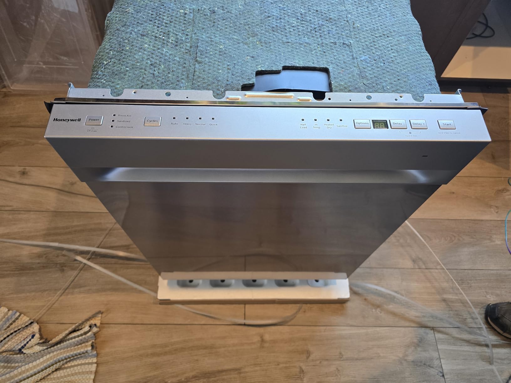 Honeywell 24 Inch Dishwasher with 12 Place settings, 7 Washing Cycles, Stainless Steel and Plastic Tub, UL/Energy Star- Stainless Steel customer photo 1
