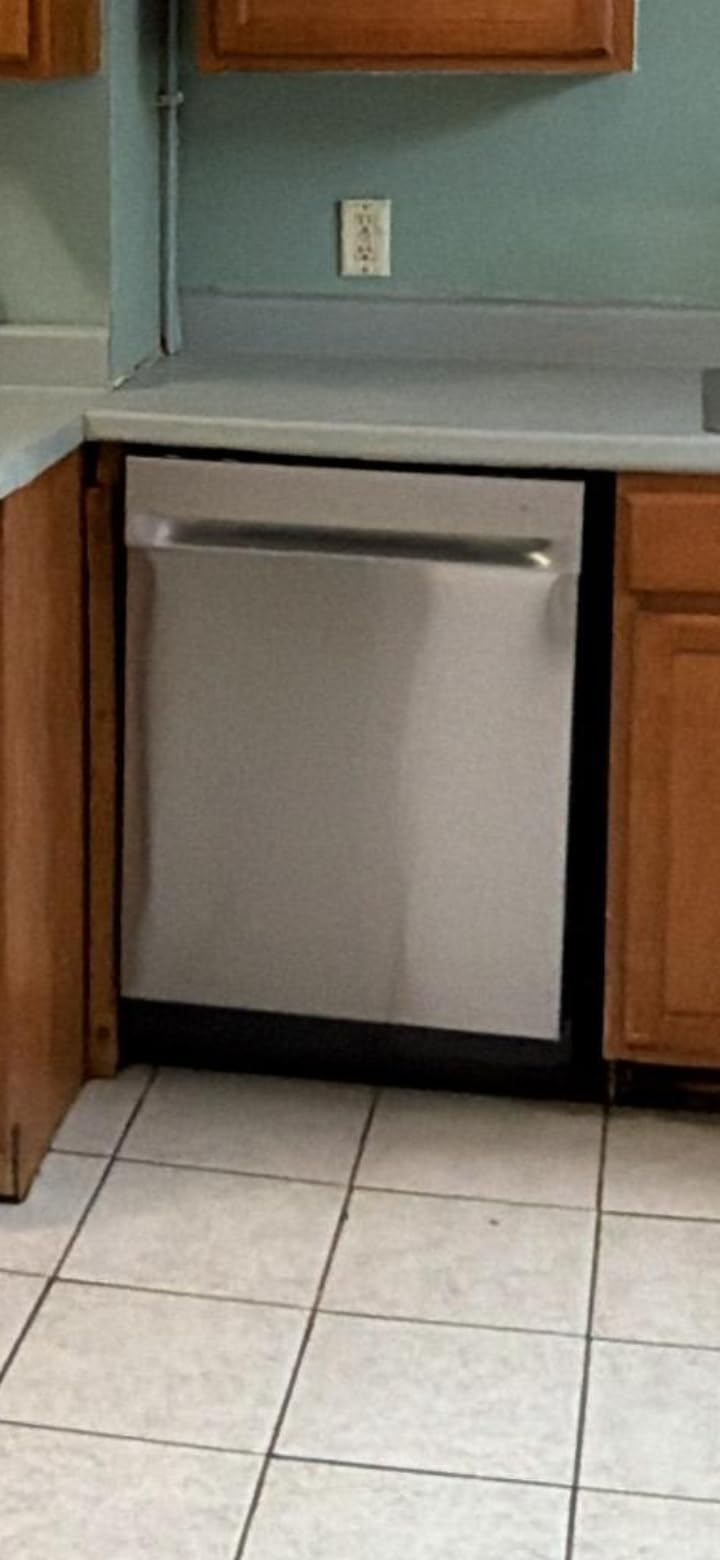 Honeywell 24 Inch Dishwasher with 12 Place settings, 7 Washing Cycles, Stainless Steel and Plastic Tub, UL/Energy Star- Stainless Steel customer photo 2