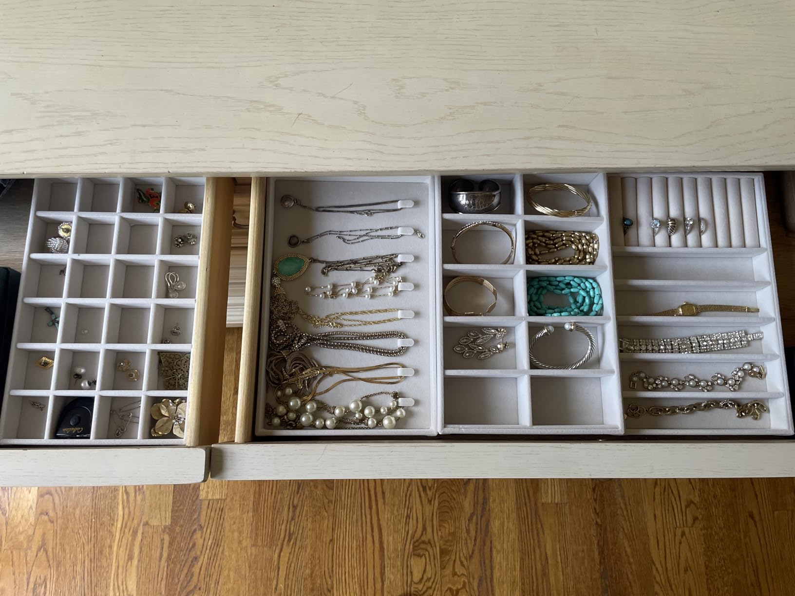 Velvet Jewelry Drawer Organizer Trays – 4-Layer Stackable Jewelry Storage Inserts Set, Beige Jewelry Tray Set for Earrings, Rings, Necklaces, Bracelets with Removable Dividers for Dresser & Vanity customer photo 2