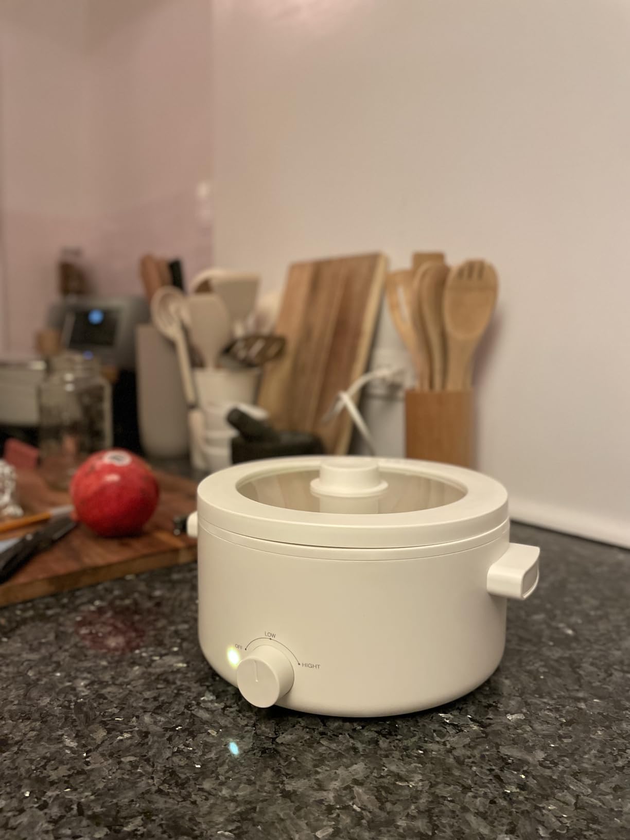 Electric Hot Pot, 2L Dual Power Multi-Functional Electric Cooker | Ceramic Glaze Non-stick Pot, Suitable for Steak, Pasta, Hot Pot, Ramen, Quick Heating and Overheat Protection customer photo 2