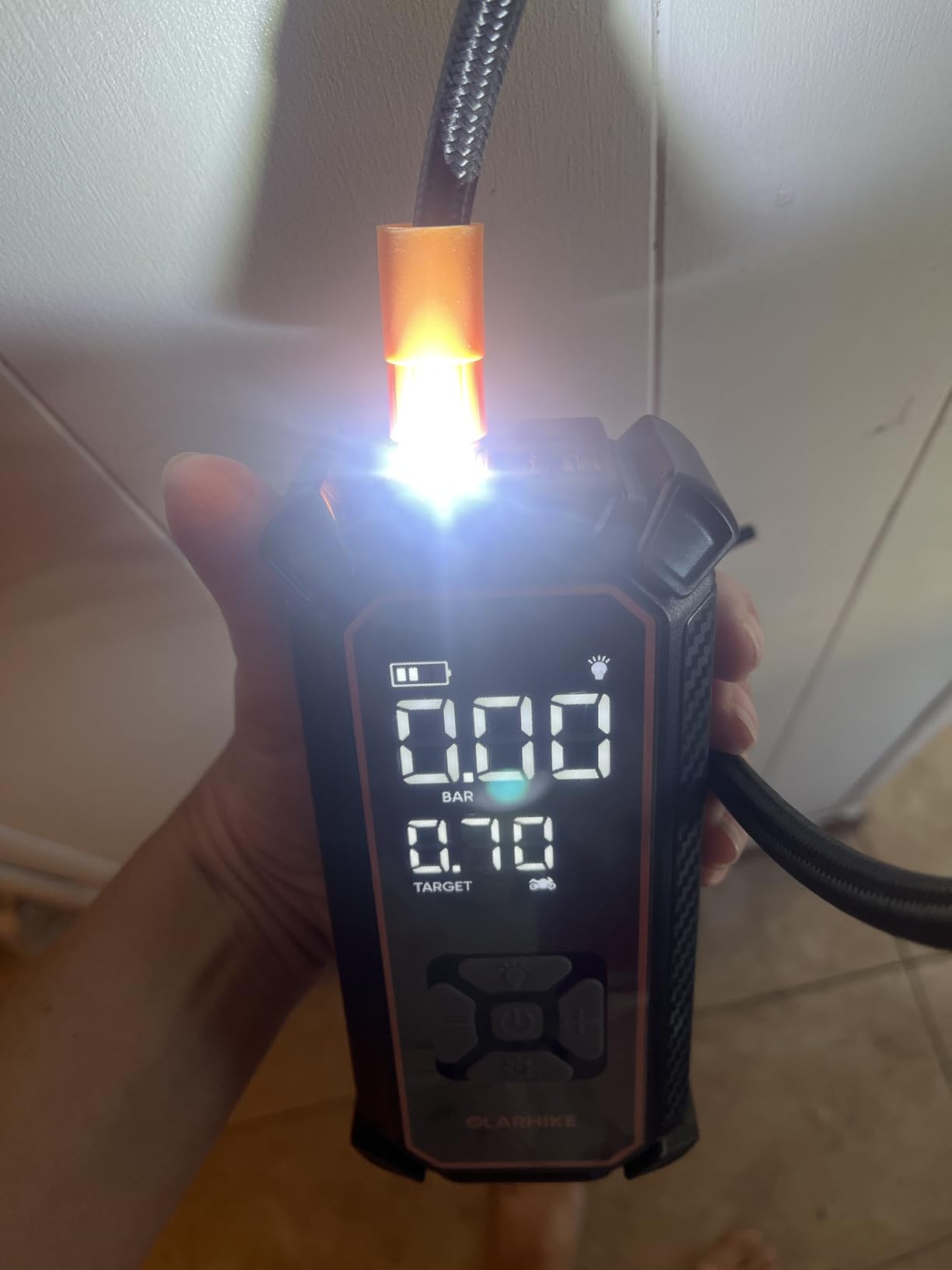 OlarHike Tire Inflator Portable Air Compressor,Dual Power-3*2000mAh &12V DC customer photo 2