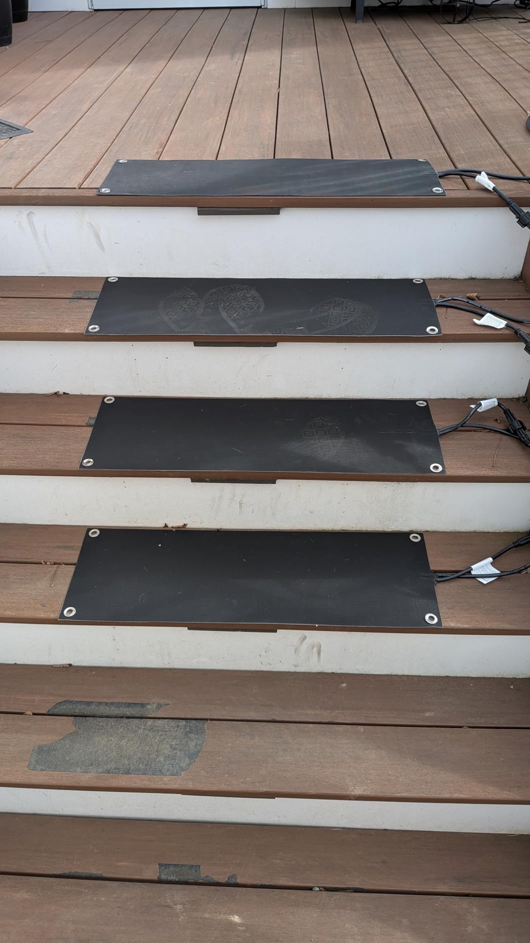 5 Pcs Heated Snow Melting Mats,10x30 in No-Slip Rubber Heated Outdoor Mats customer photo 2