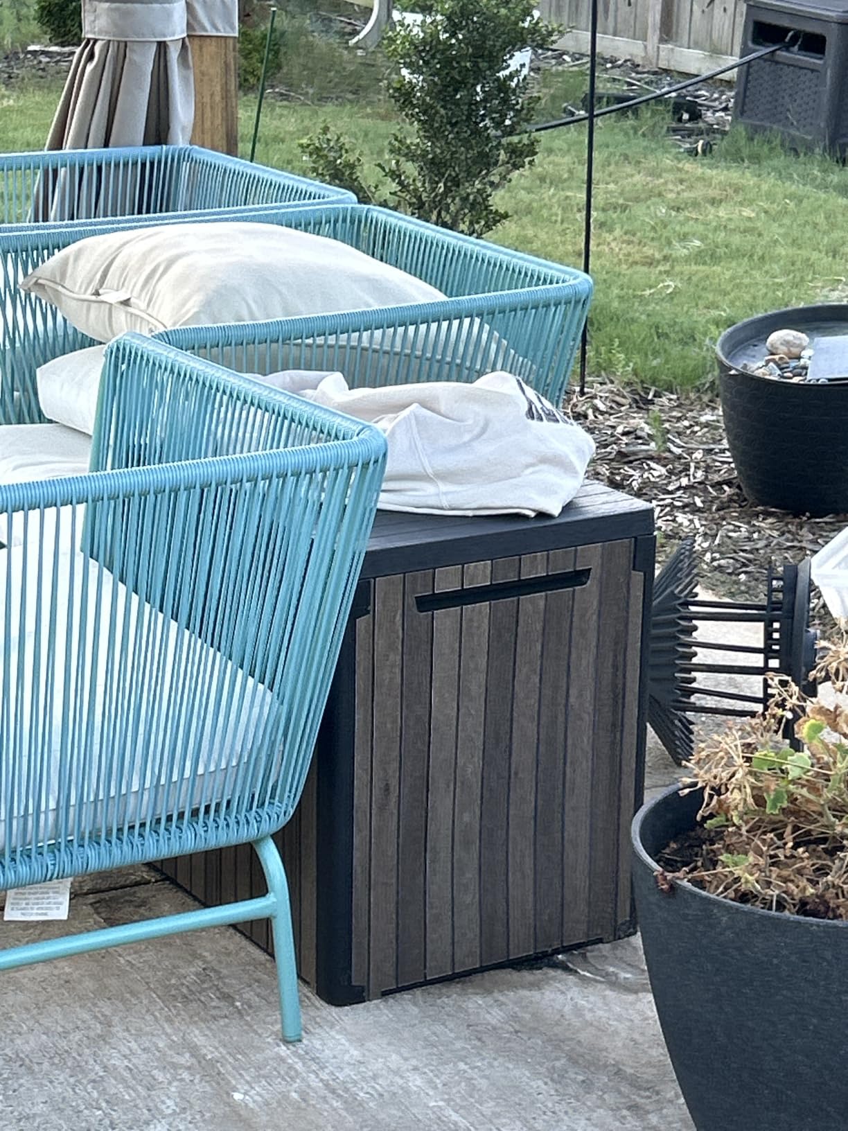 Keter Premium Everwood 30 Gal Outdoor Storage Box and Patio Side Table customer photo 2