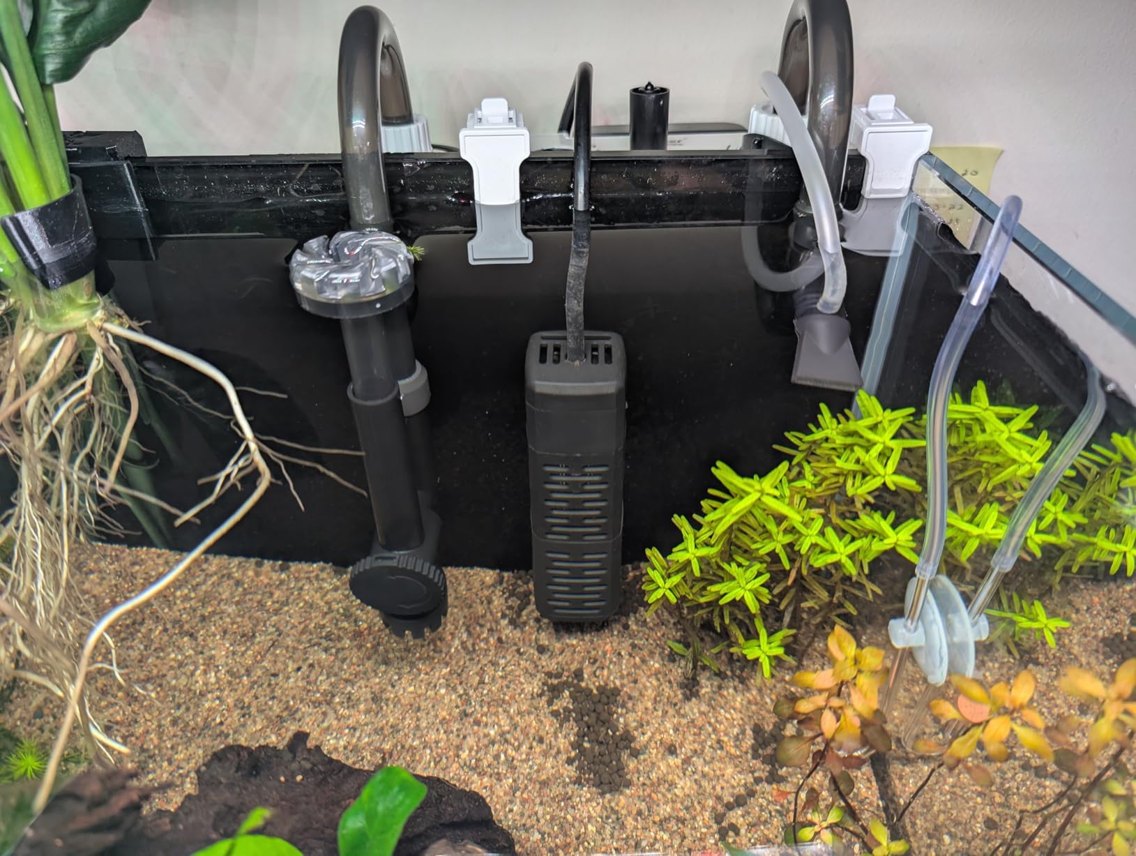 hygger Quiet Hang On Back Aquarium Filter 5-30 Gallon Small Fish Tank Canister Filter with Surface Skimmer Spray Bar 3 Floss Pads Bio Filter Media Adjustable Flow, Easy Water Change 132 GPH customer photo 1