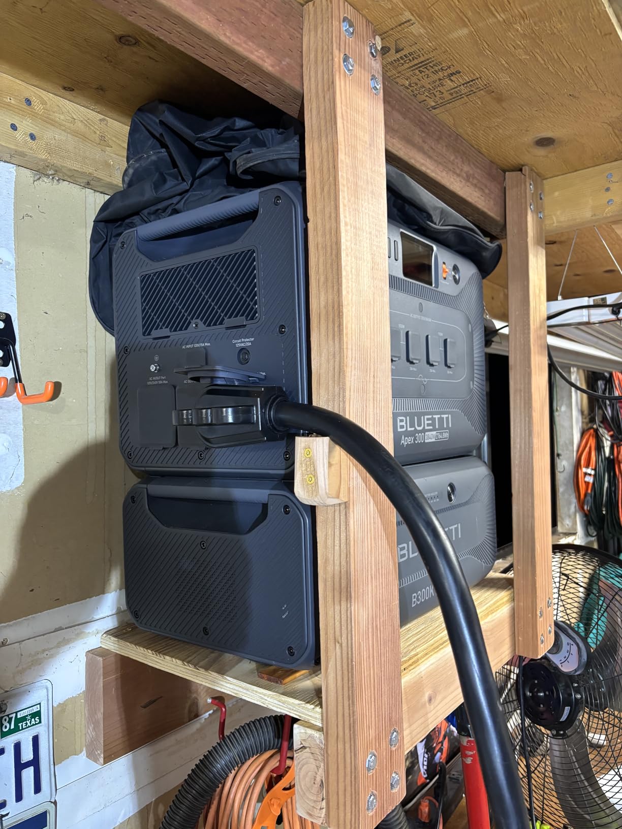BLUETTI B500K Expansion Battery for Apex 300 Portable Power Station, 5120Wh customer photo 1