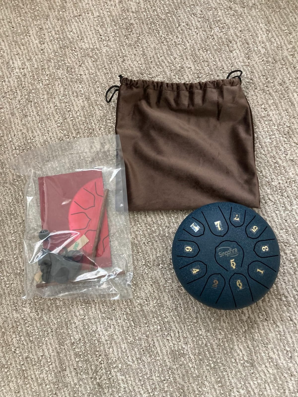 SINGOFIRE New Upgrade Advanced Handpan Drum, Ember Steel Handpan, 10-Notes with Bag, 22-Inch 440Hz D Minor Kurd, Telescopic Drum Stand, Copper Glow Pupil customer photo 1