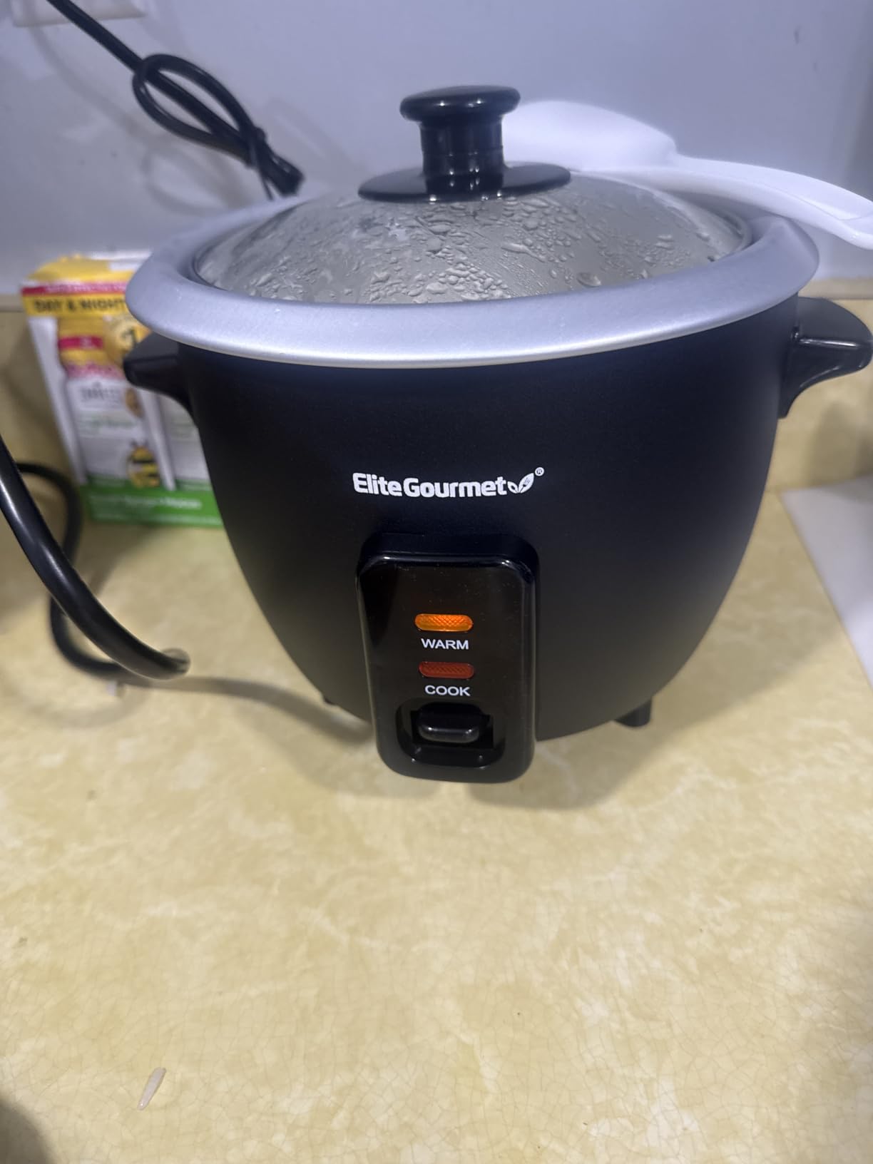 Elite Gourmet ERC003BX Rice Cooker, Keep Warm, Black, 6 Cups Cooked | 3 Cups Uncooked - Also Makes Soups, Stews, Grains and Hot Cereals for Versatile One-Pot Meals customer photo 1
