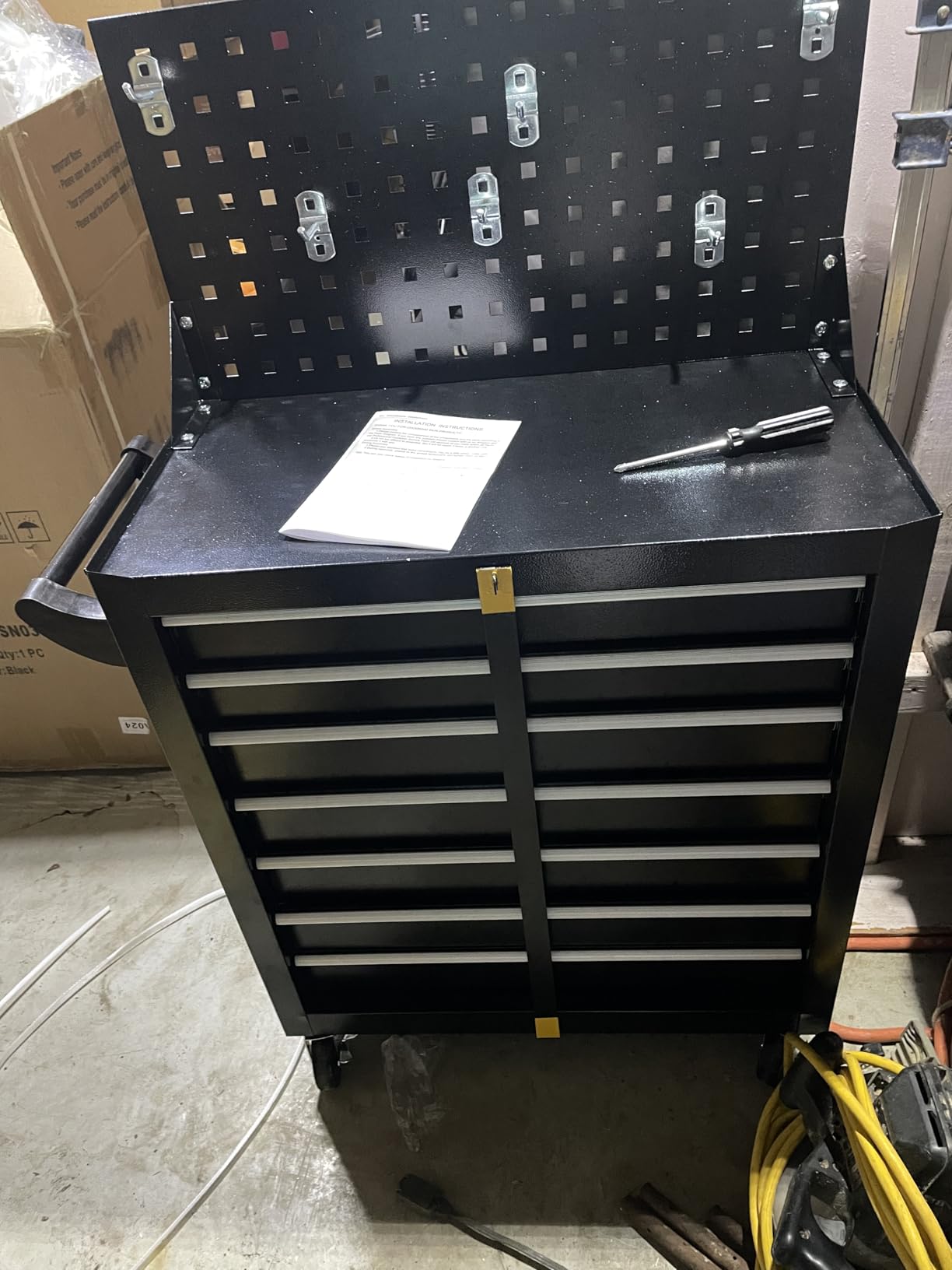 INTERGREAT 7 Drawers Rolling Tool Chest with Pegboard, Metal Tool Chest with Drawers, Tool Storage Cabinet with Wheels for Garage, Workshop, Repair Shop, Black customer photo 2