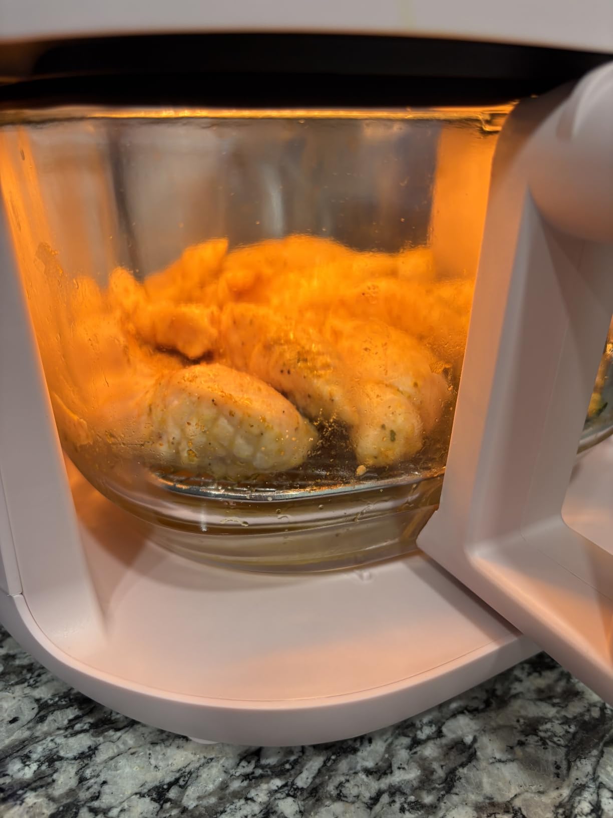 WILLOW Eco Series 6 in 1 Air Fryer with Glass Basket, 5 Quart Non Toxic Air Fryer w Digital Display, 430°F Max Temp, Preheat & Keep Warm Function, Compact + Dishwasher Safe Glass Airfryer - GREEN customer photo 2