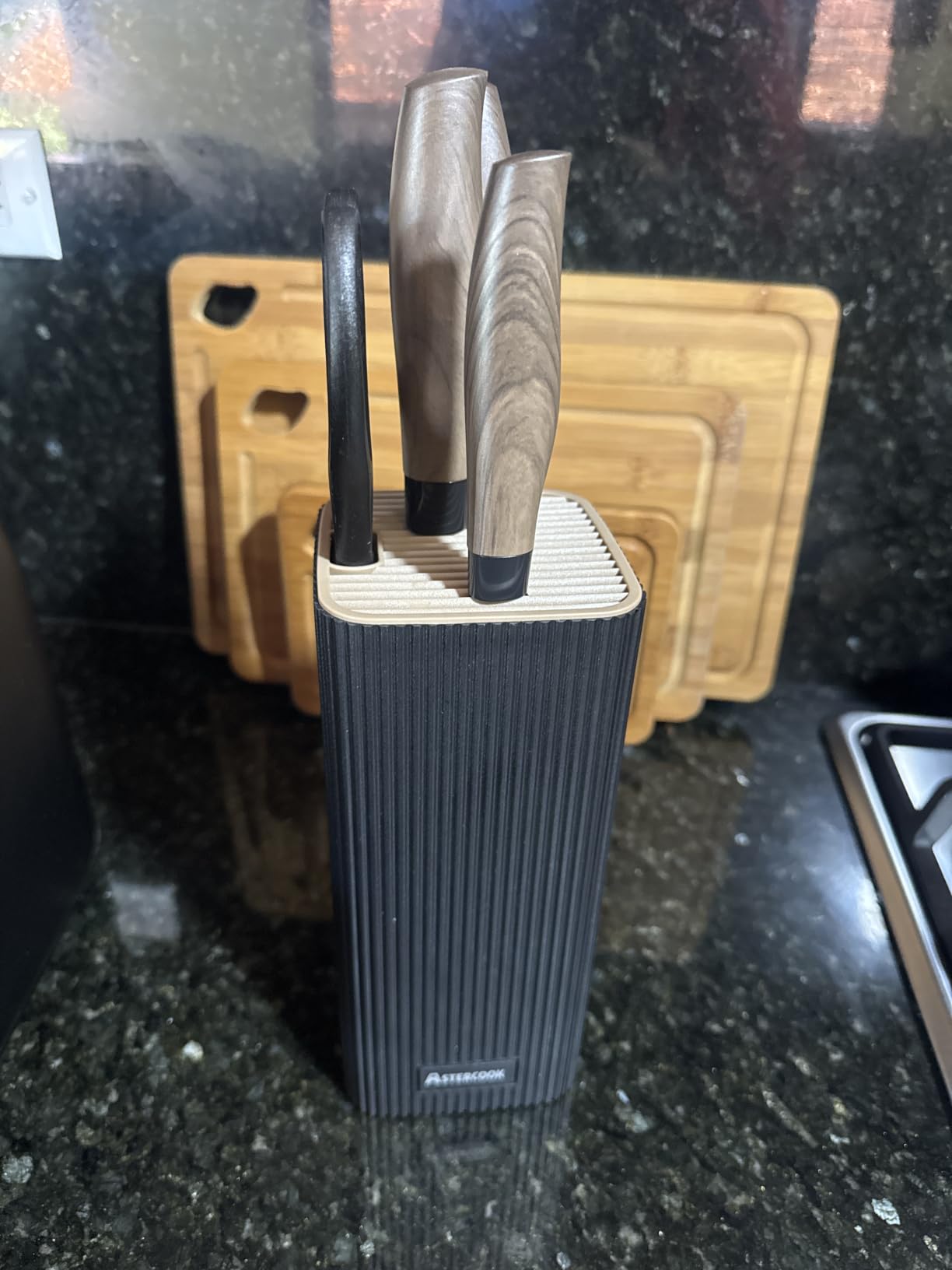 Astercook Knife Set, 6-Piece Kitchen Knife Set with Block, High Carbon Stainless Steel Ultra Sharp Kitchen Knives, Wood Grain Handle, Dishwasher Safe Knife Block Set, Khaki customer photo 1