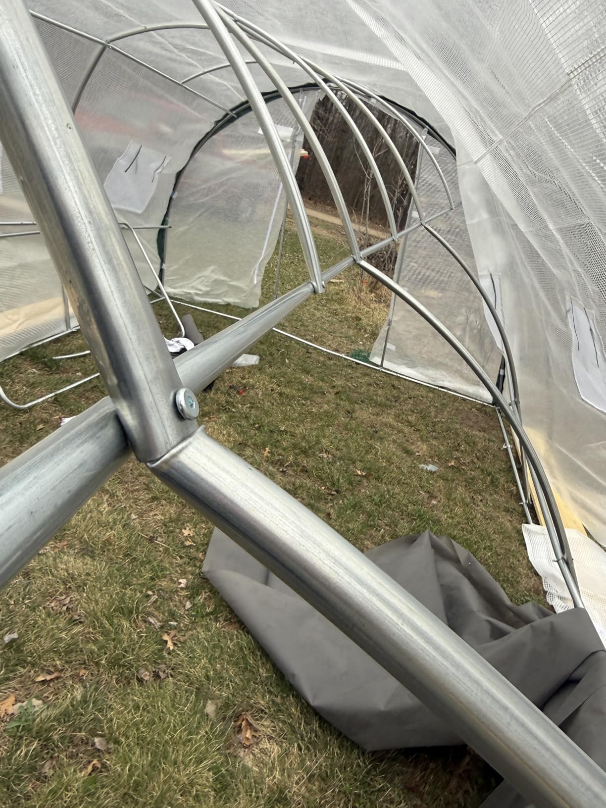 Quictent 25x10x6.6FT Tunnel Greenhouse for Outdoors with 2 Hinged Doors customer photo 2