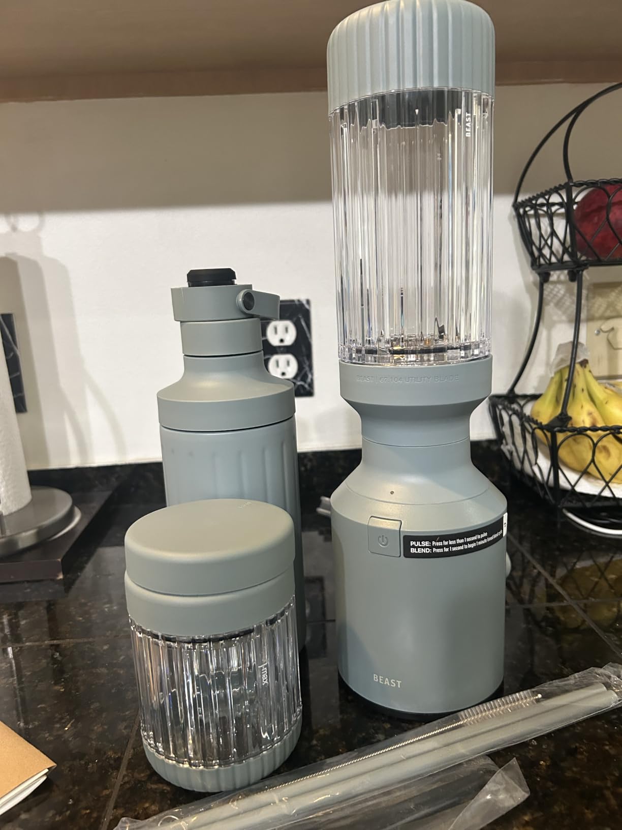 Beast Mighty 850 Stainless Steel Personal Blender, Mist, 850W | Extra Vessels Included, Keeps Blends Cold, Smoothies, Shakes, Sauces & Dips, Portable Straws customer photo 2