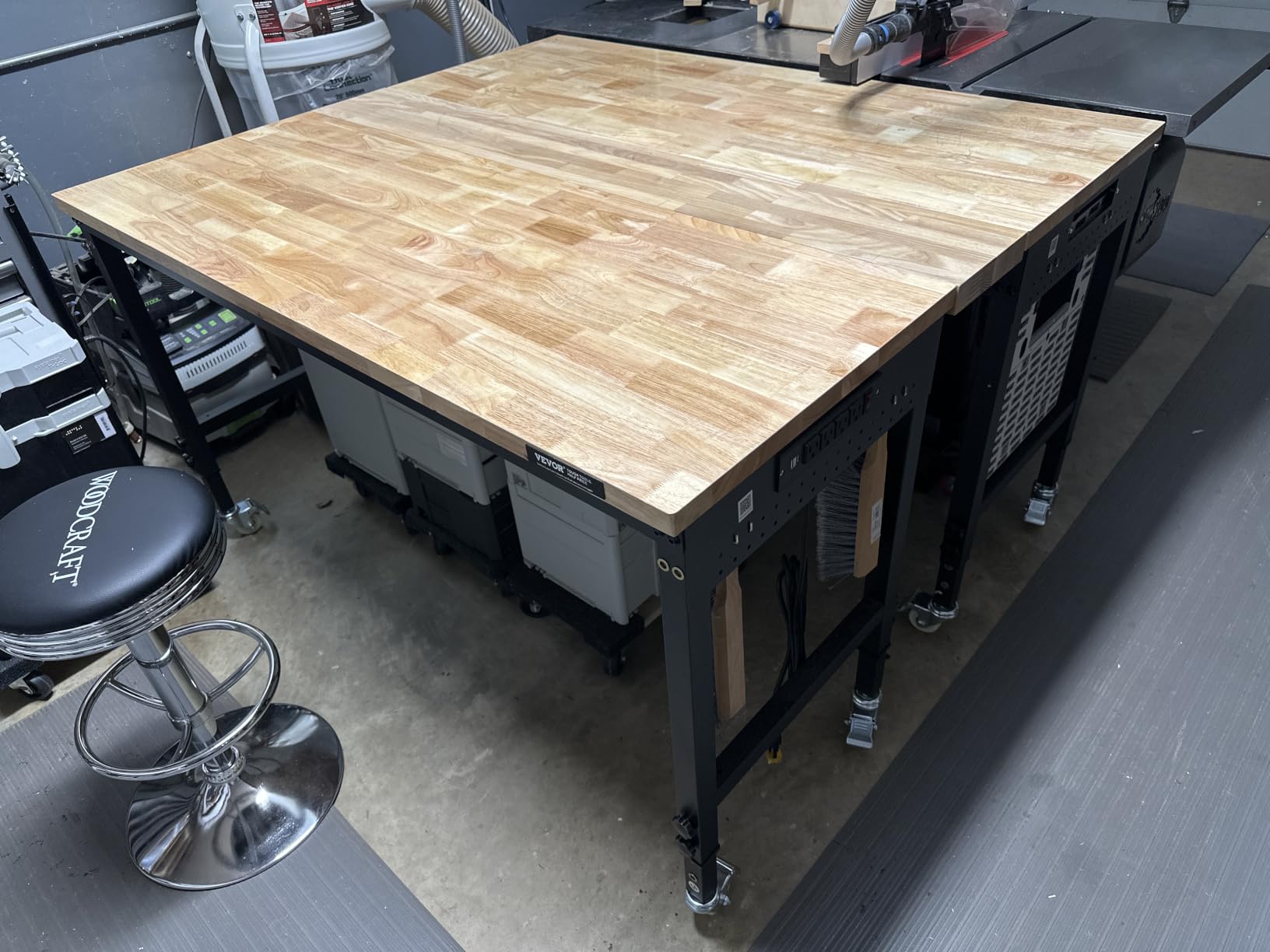 VEVOR 48-inch Workbench, 1500 lbs Load Capacity, Garage Workbench with Drawer Storage & Wheels, Workshop Bench on Wheels, Heavy Duty Oak Wood Top Work Table for Garage, Workshop, Office, and Home customer photo 1