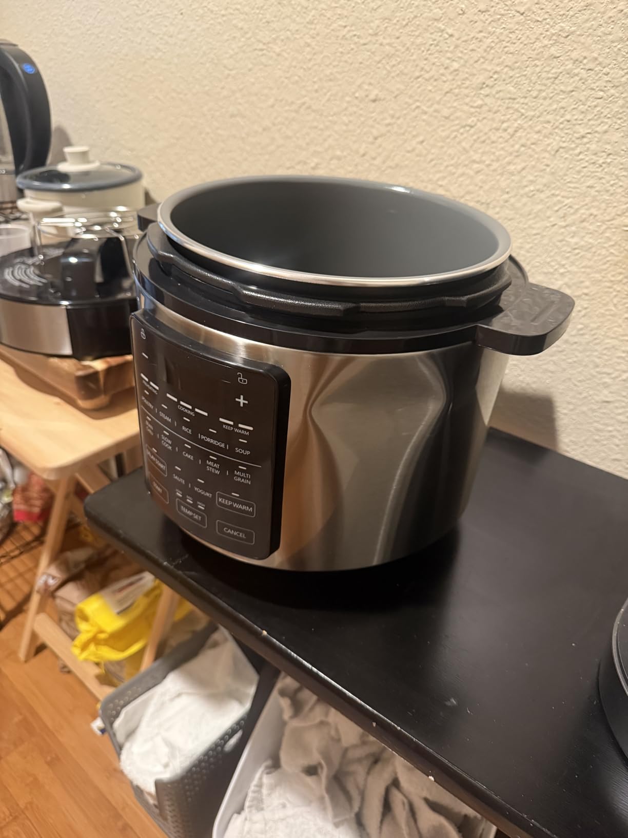 DUMOS 16-in-1 Electric Pressure Cooker, 6QT Programmable Multi Cooker with 12 One-Touch Presets, Soup Steam Yogurt and More, Ceramic Inner Pot Delay Start & Keep Warm, Includes Recipe Guide, Silver customer photo 2