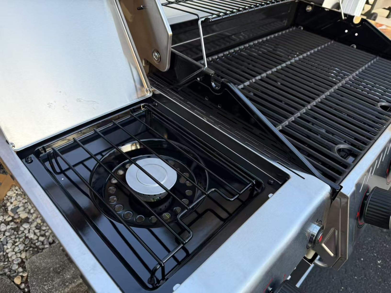Feasto 4-Burner Propane Gas Grill w/Sear & Side Burner, Cabinet Storage | Stainless Steel Construction w/Porcelain-Enameled Main Body, 49,500 BTU, 563 Sq. In. Cooking Area, Silver customer photo 1
