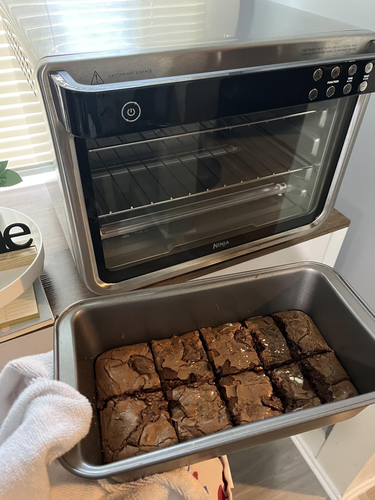 Ninja Double Oven Pro Smart XL, 30.2 Qt, 12-in-1, Onyx, DCT801BK customer photo 1