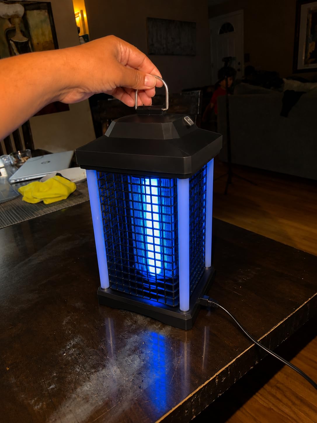 Bug Zapper Outdoor, Dual Wavelength UV 50000H Lifespan & Dual LED Lamps, 1/2 Acre Coverage, 5 Zaps/Sec, 4200V Electric Mosquito Zapper, IPX4 Waterproof Fly Trap for Indoor Patio Backyard customer photo 1