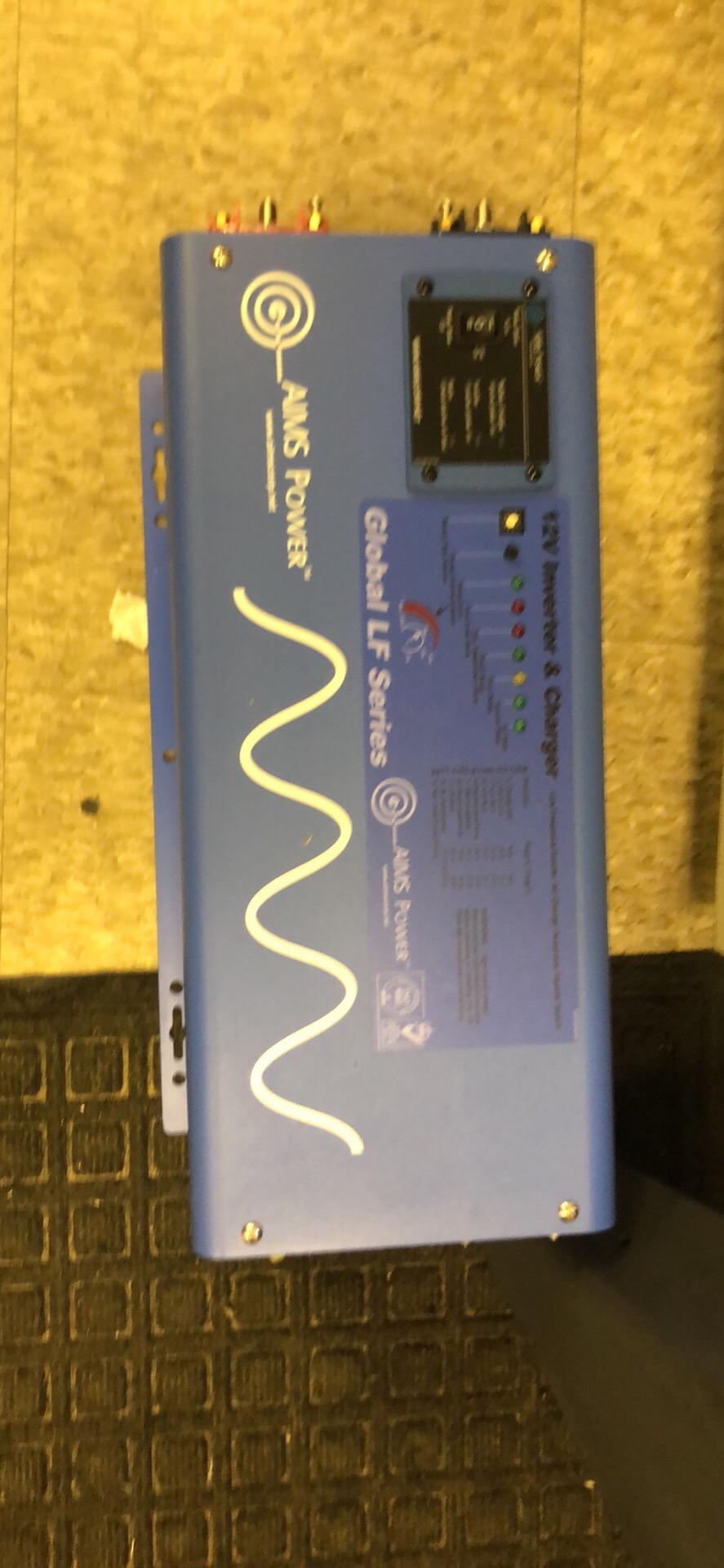 AIMS 3000W 12V Pure Sine Inverter Charger w/Transfer Switch 120V Backup customer photo 1
