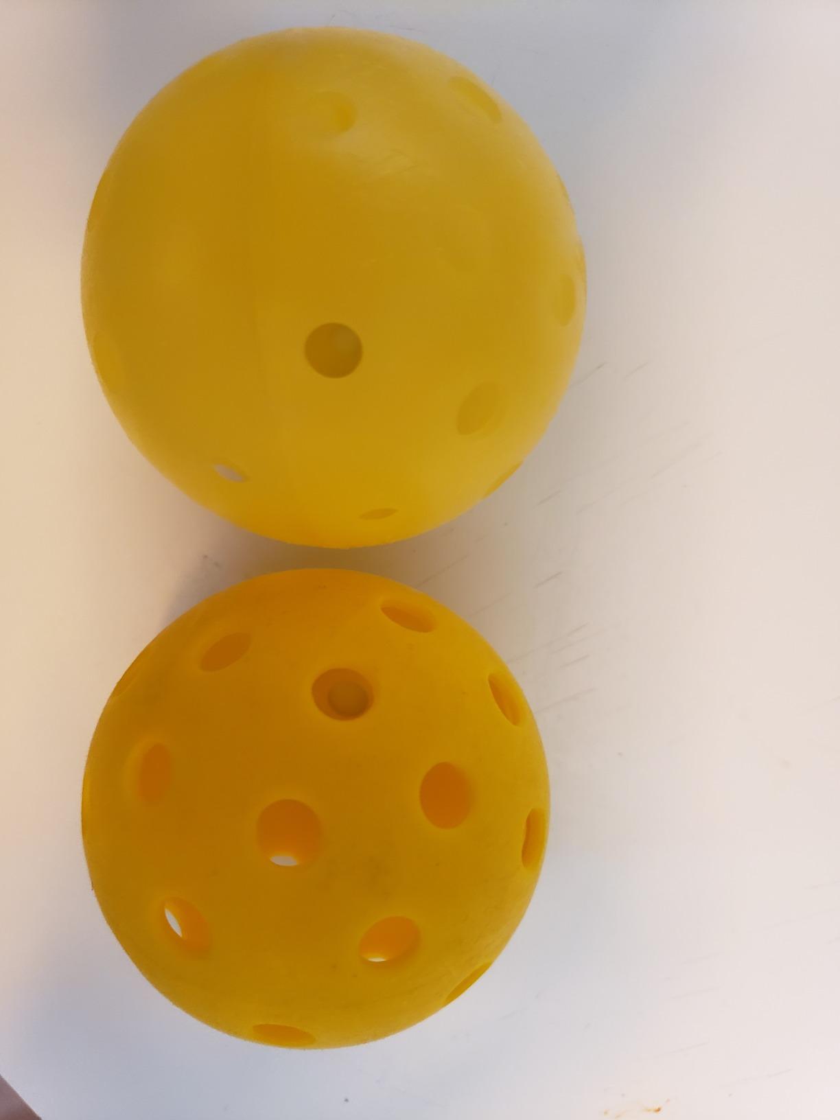 Tourna Strike Outdoor Pickleballs (12 Pack) - USAPA Approved, Optic Yellow (PIKL-12-OY-O) customer photo 2