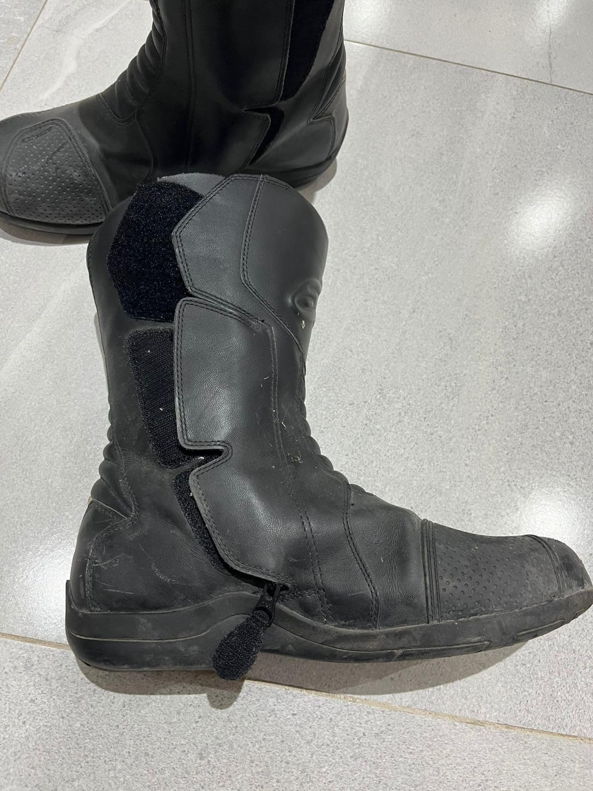 Alpinestars Andes V2 Drystar Boots, Waterproof Touring Motorcycle Boots, CE Certified Protection & Comfort customer photo 1