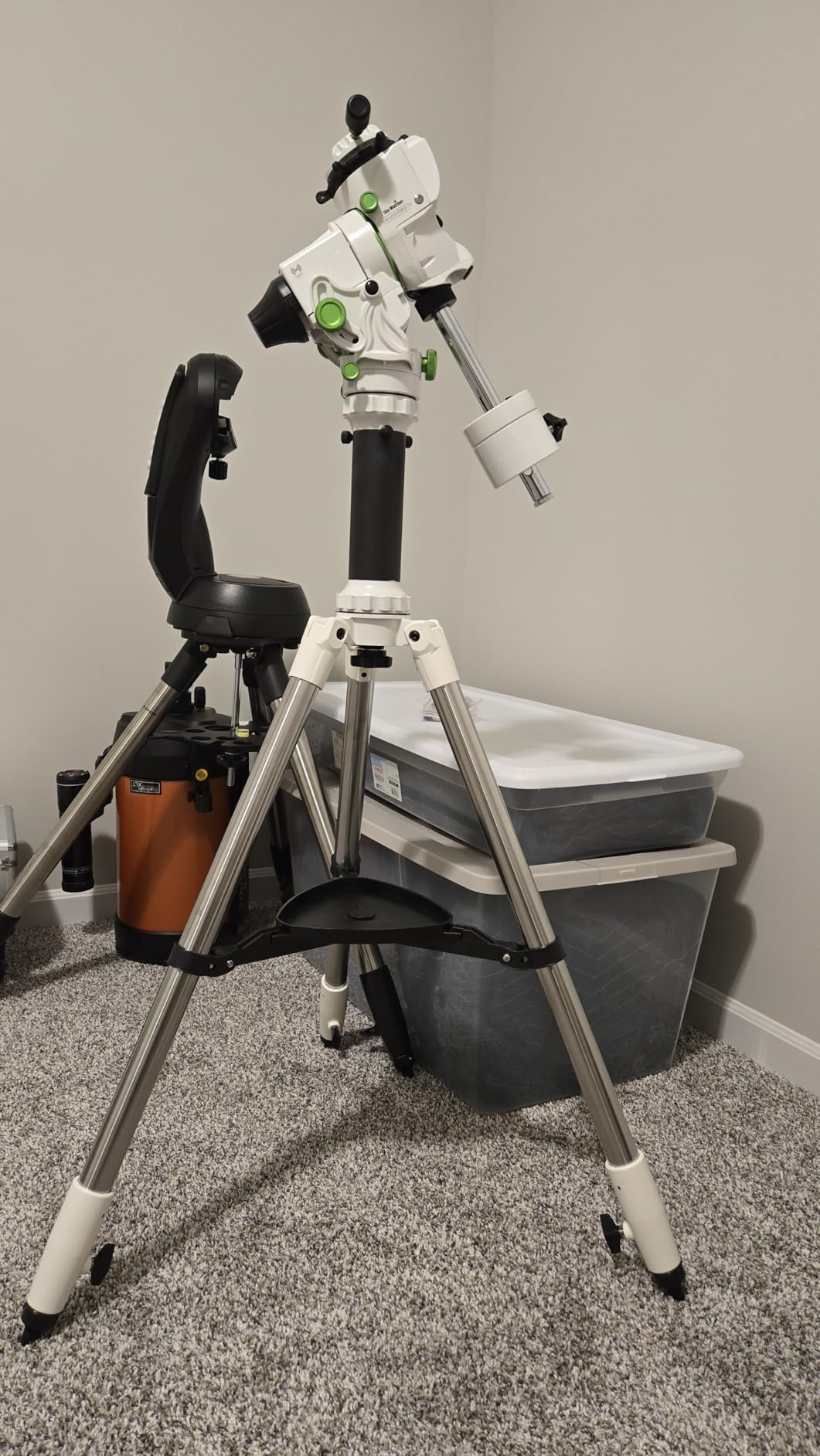 Sky Watcher Sky-Watcher Star Adventurer GTI Mount Kit with Counterweight, CW bar, Tripod, and Pier Extension - Full GoTo EQ Tracking Mount for Portable and Lightweight Astrophotography customer photo 1