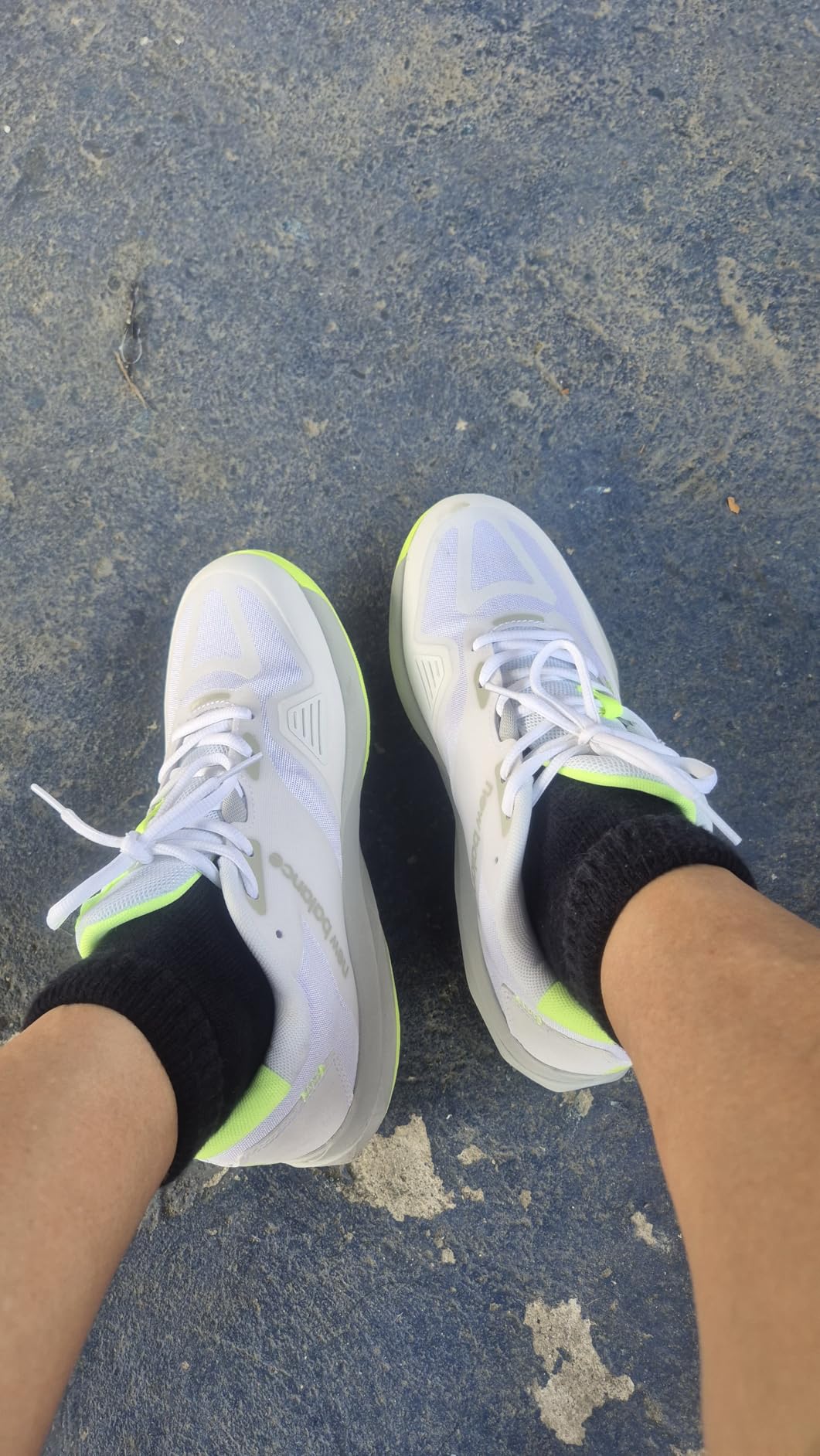 New Balance womens Fuelcell 796 V4 customer photo 2