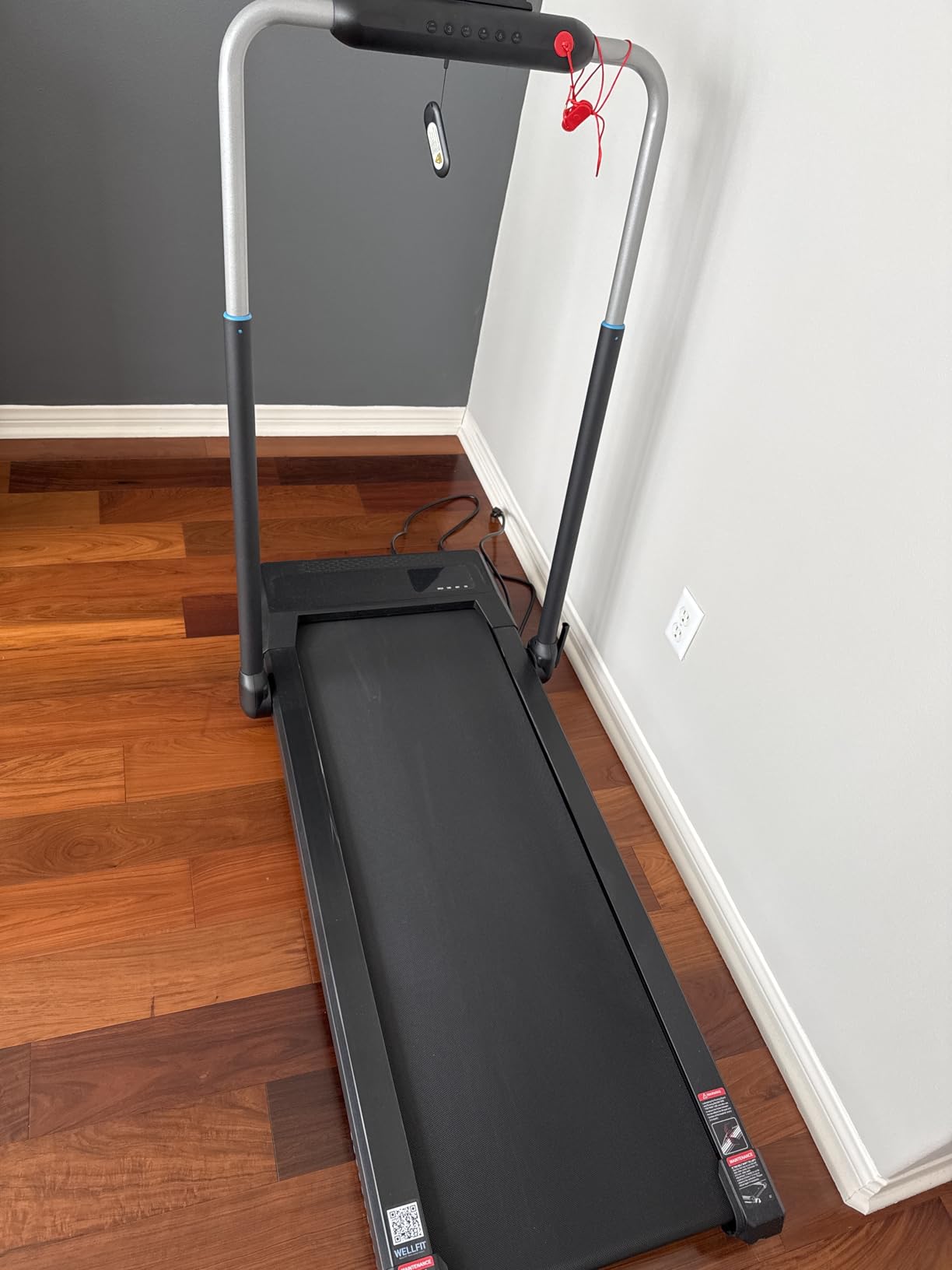 WELLFIT Foldable Treadmills 10% Incline, Under Desk Walking Pad Treadmill customer photo 2