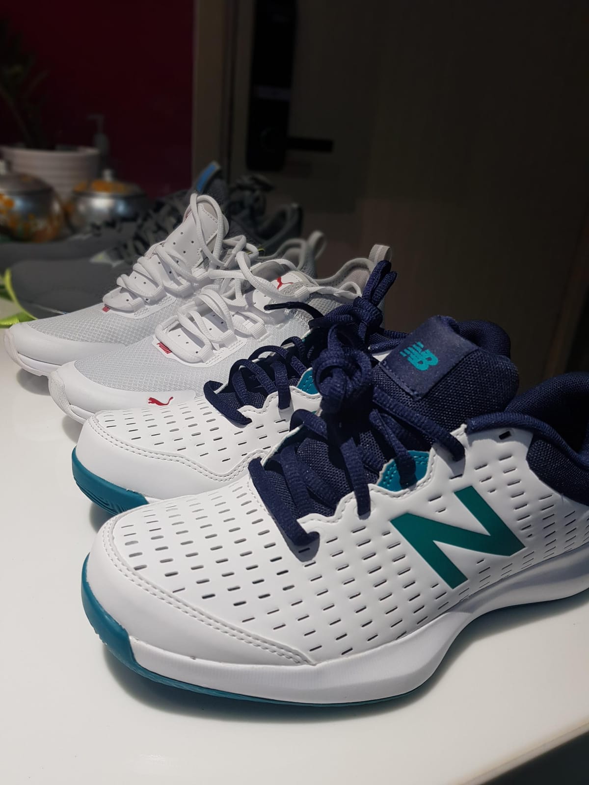 New Balance Men's 696 V4 Hard Court Tennis Shoe customer photo 2
