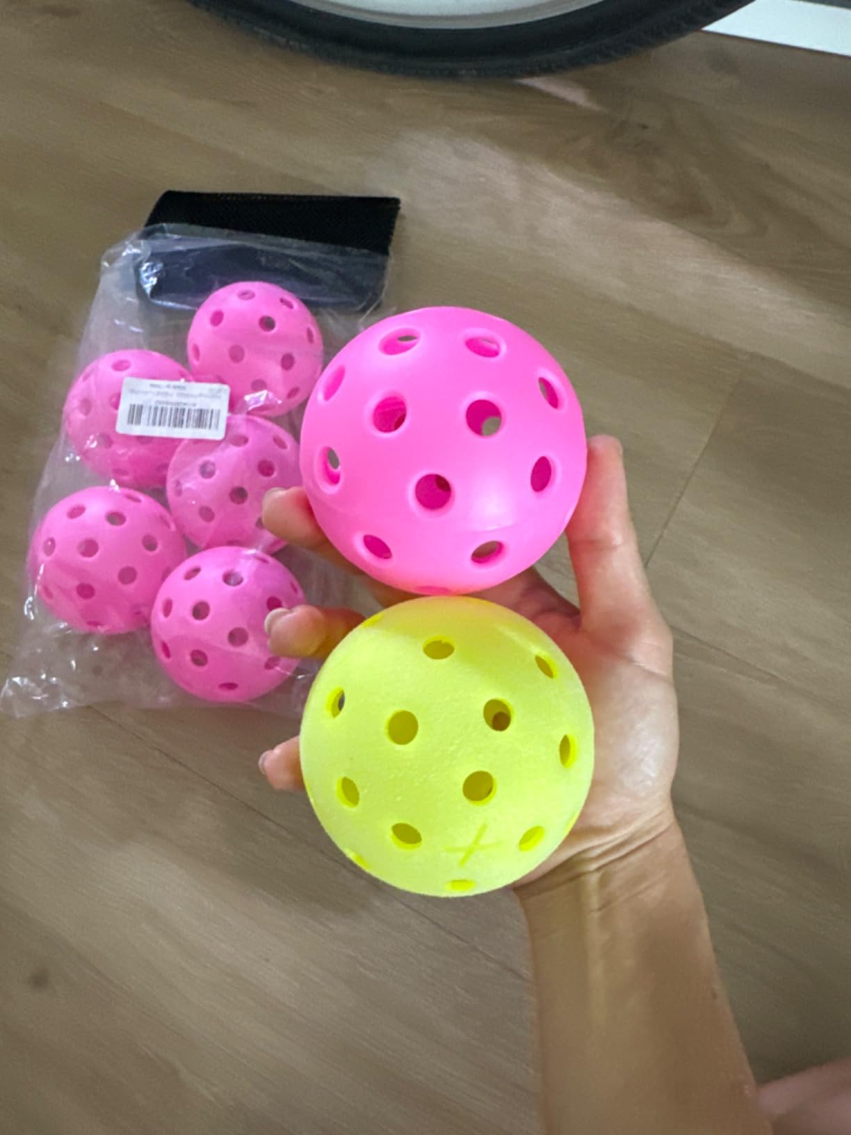 Magicorange Pickleball Balls,USAPA Approved 40 Holes Outdoor Pickleballs customer photo 1