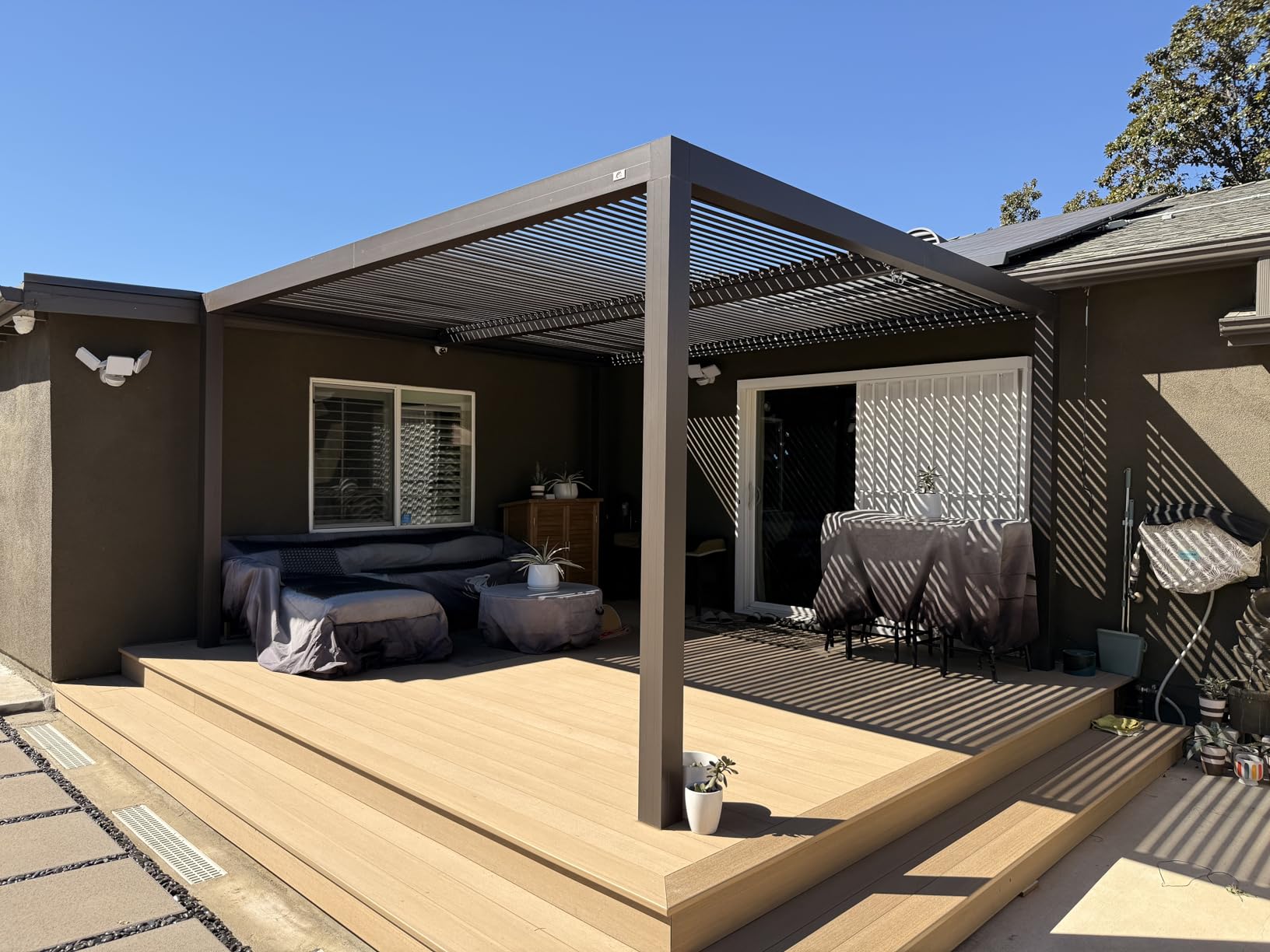 PURPLE LEAF Louvered Pergola with Louver Wall 12' × 14' Metal 1 Short Side customer photo 1