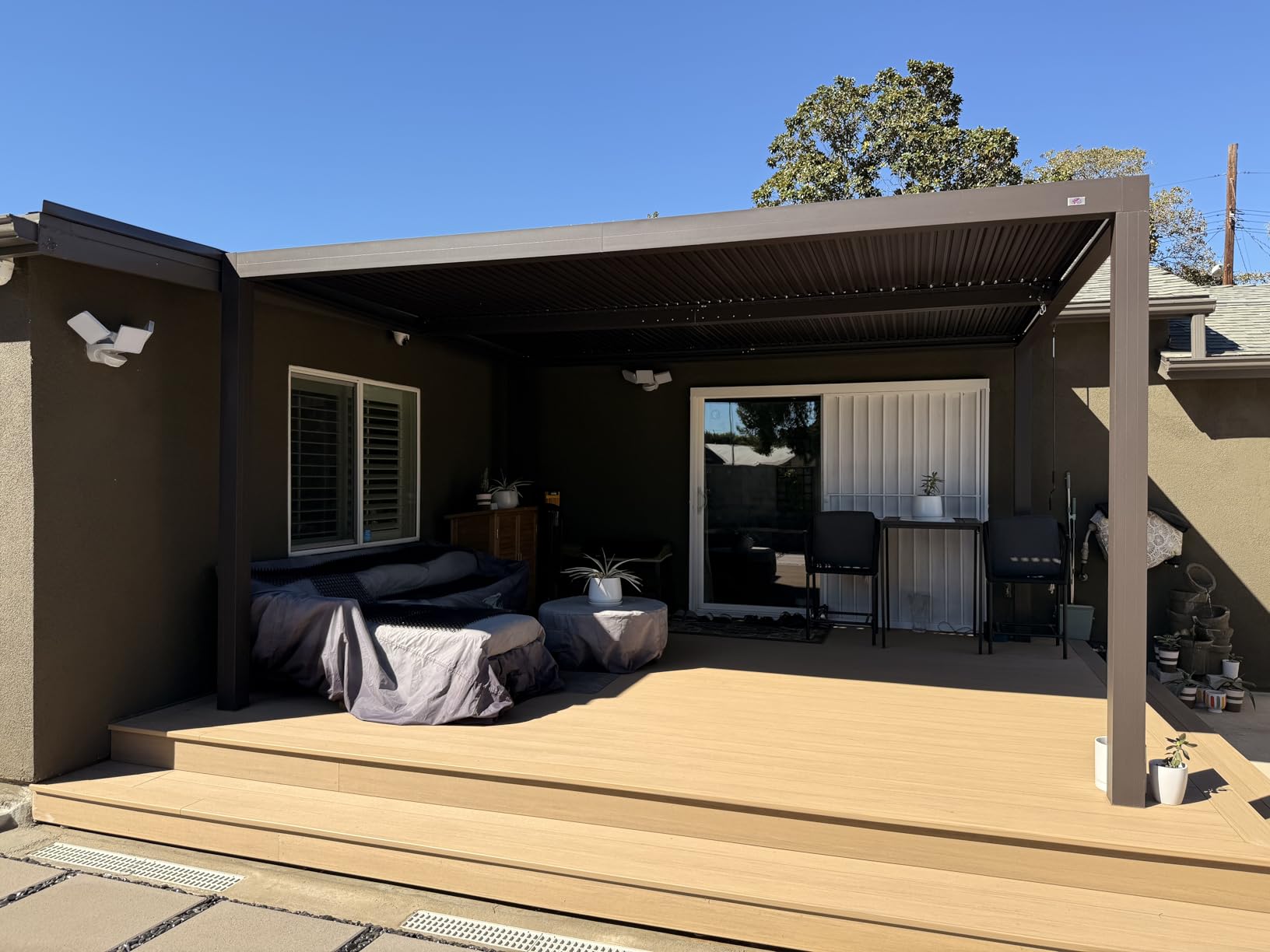 PURPLE LEAF Louvered Pergola with Louver Wall 12' × 14' Metal 1 Short Side customer photo 2