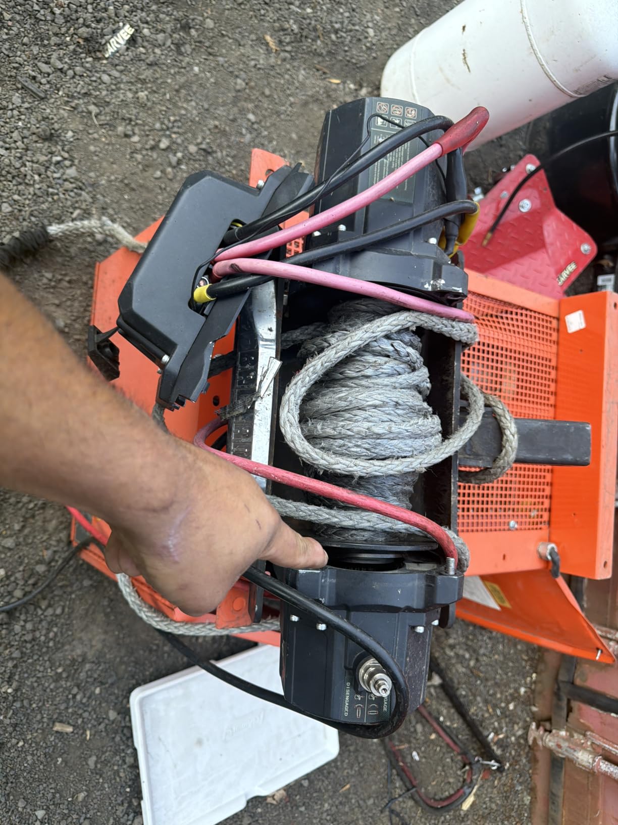 18,500 lb Recovery Winch,12V Electric Winch with 9/17” x70 FT Synthetic Rope,IP68 Waterproof,Anti Slip Roller,All-Metal Housing,2 Wireless Remotes & Wired Controller for Jeep,SUV,Truck & Trailer customer photo 1