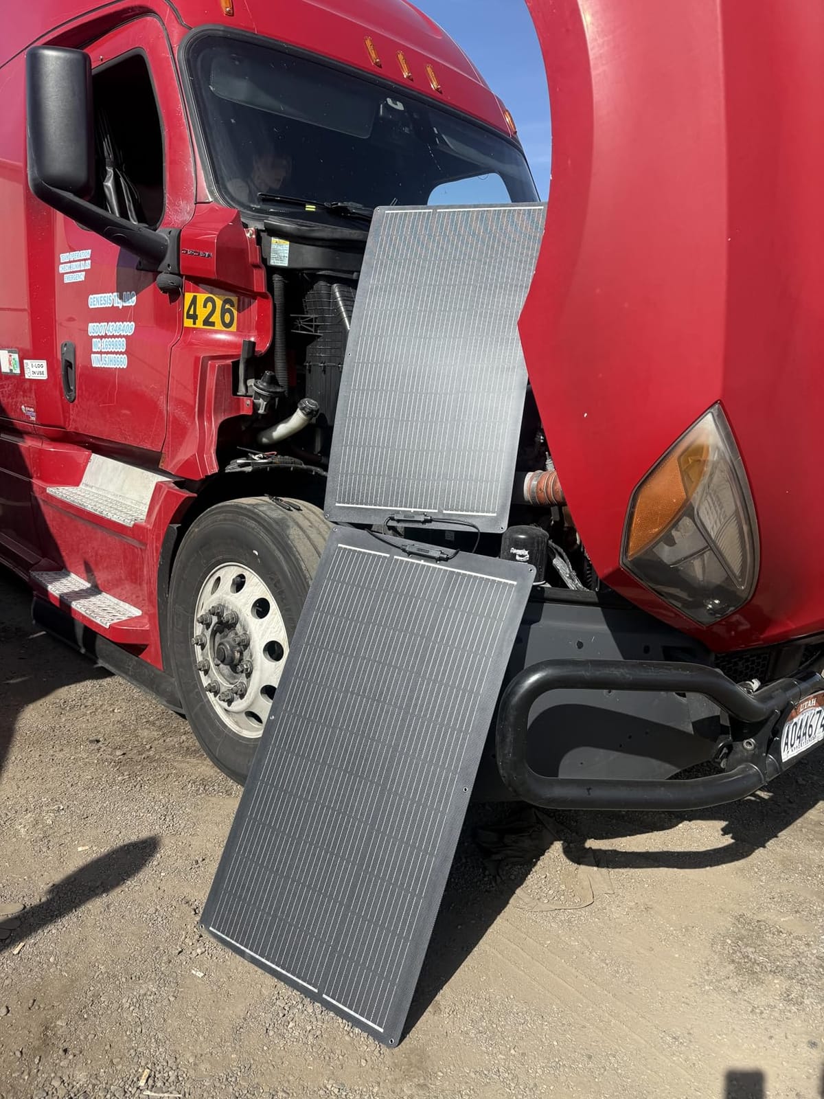 400W Flexible Solar Panel System (4x100W), All-Black ETFE Array, 23% Efficiency High-Power Off-Grid Kit, Compatible with 12V/24V/48V Batteries, RV, and Cabin customer photo 2