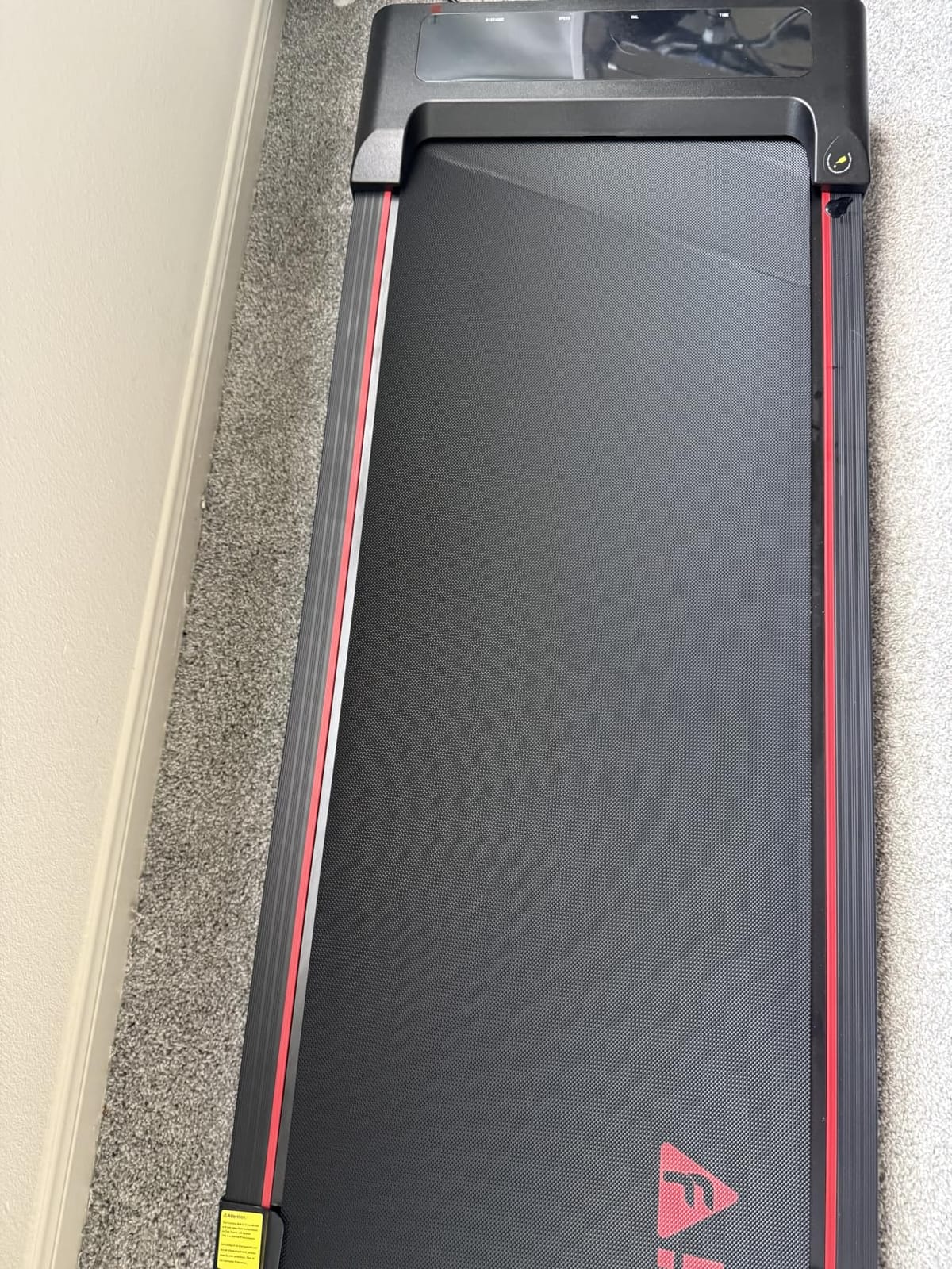 Walking Pad with Incline, FOUSAE 6.2MPH Walking Pad Under Desk Treadmill with 10% Incline, Full Screen LED Display, 2.75HP Brushless Drive, 12 HIIT Programs, Remote Control, 350 LBS Capacity customer photo 1